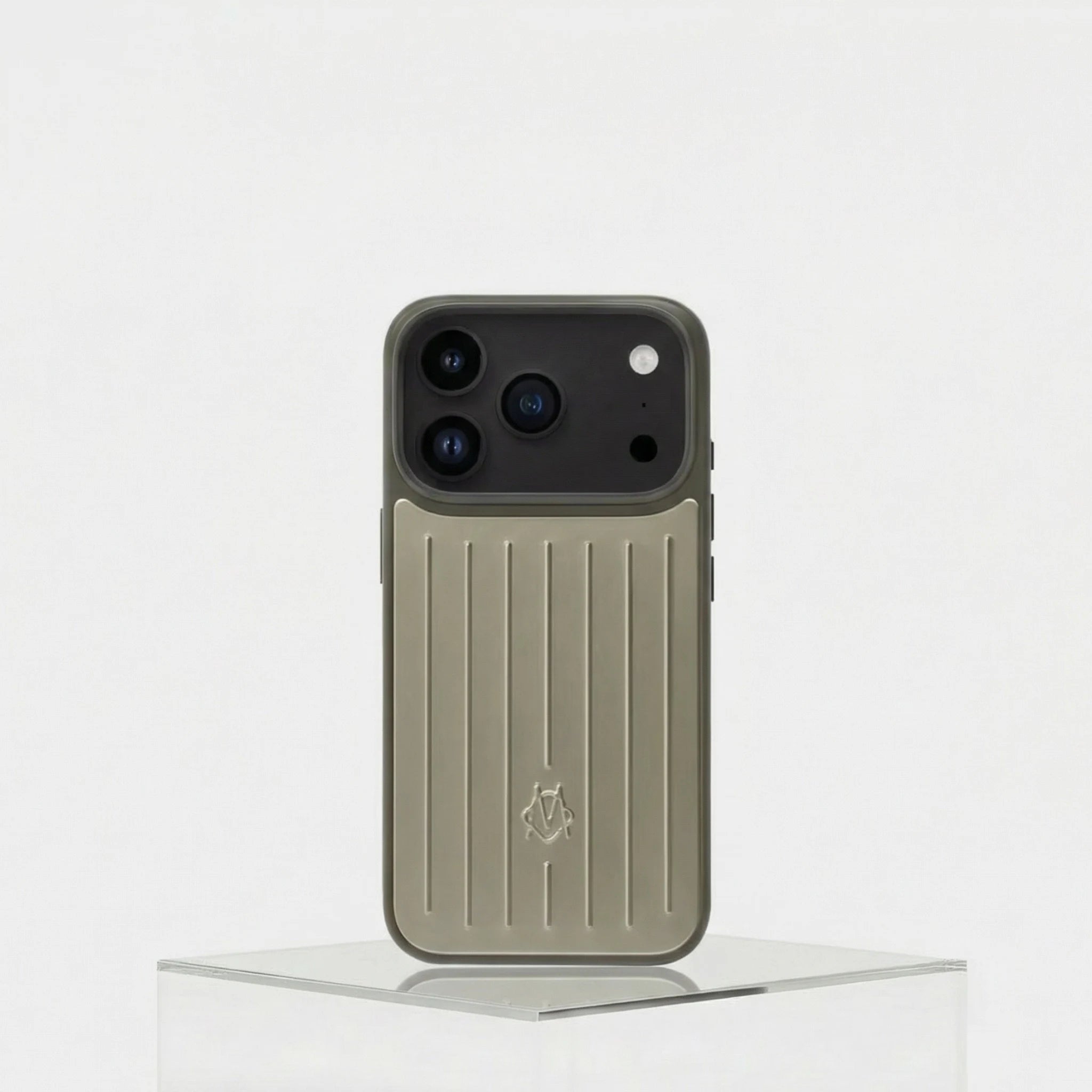 Rimowa Aluminum Case iphone 17 Pro Max, Silver, Front