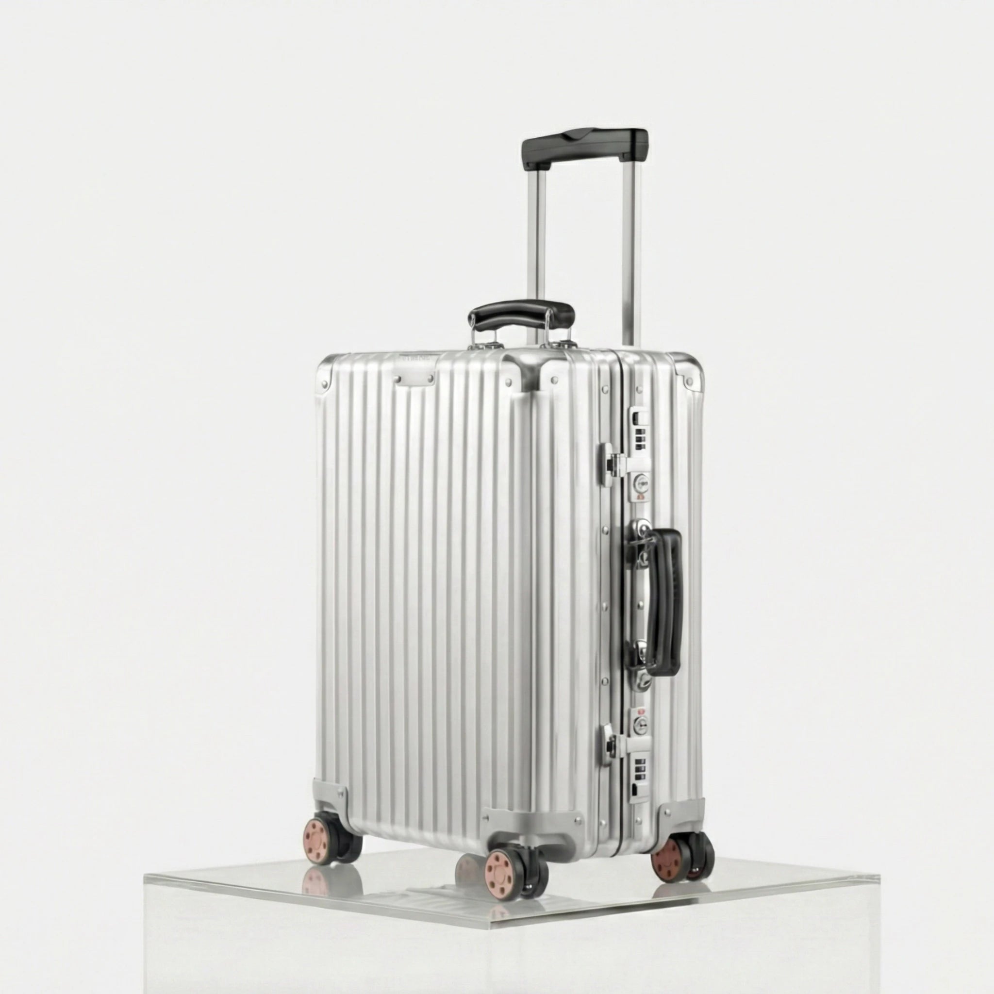 Rimowa Classic Wheels Set, Taupe, Luggage