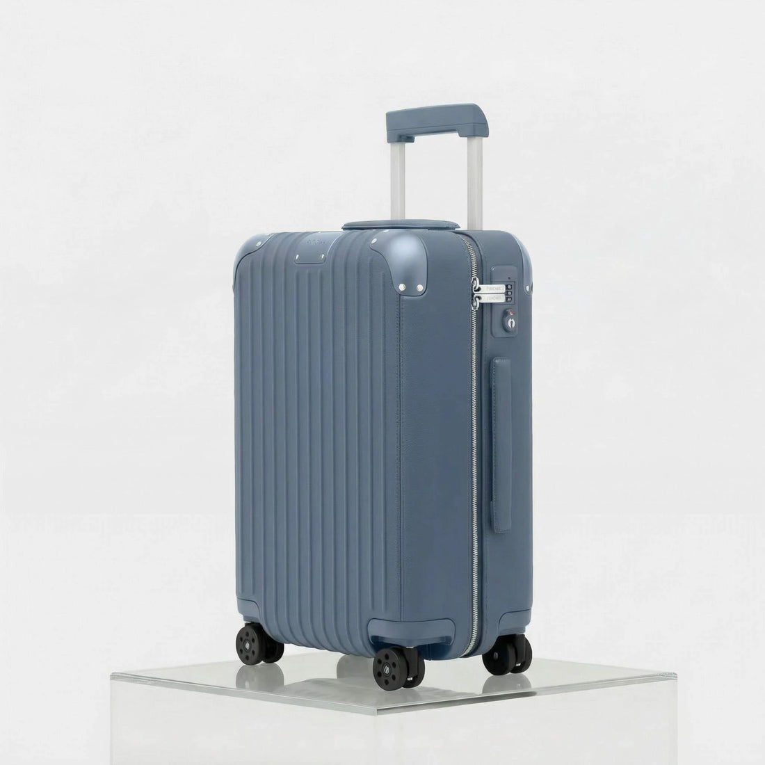 Rimowa Distinct Cabin, Powder Blue, Side