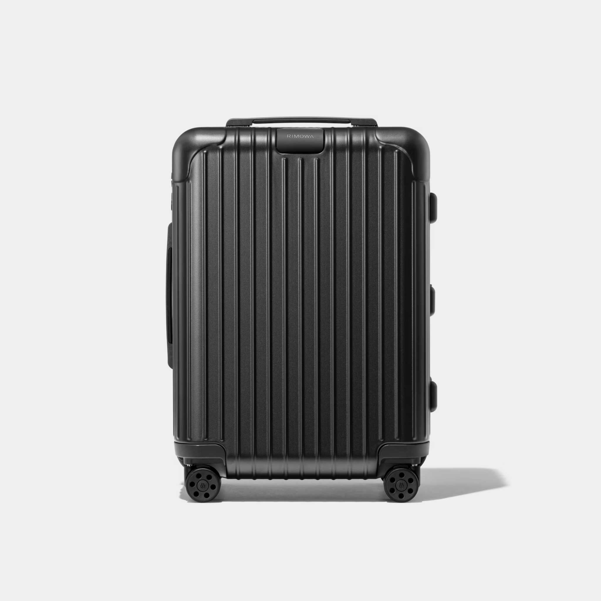 Rimowa Essential Cabin S, Matte Black, Front