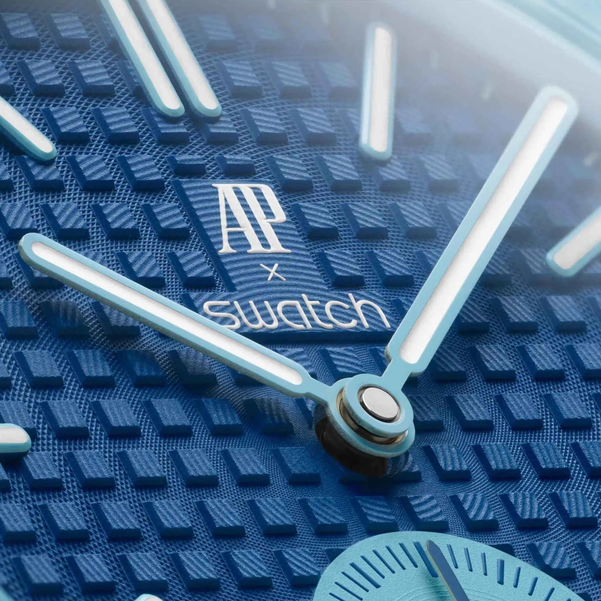 Swatch Royal Pop Lan Ba , dial
