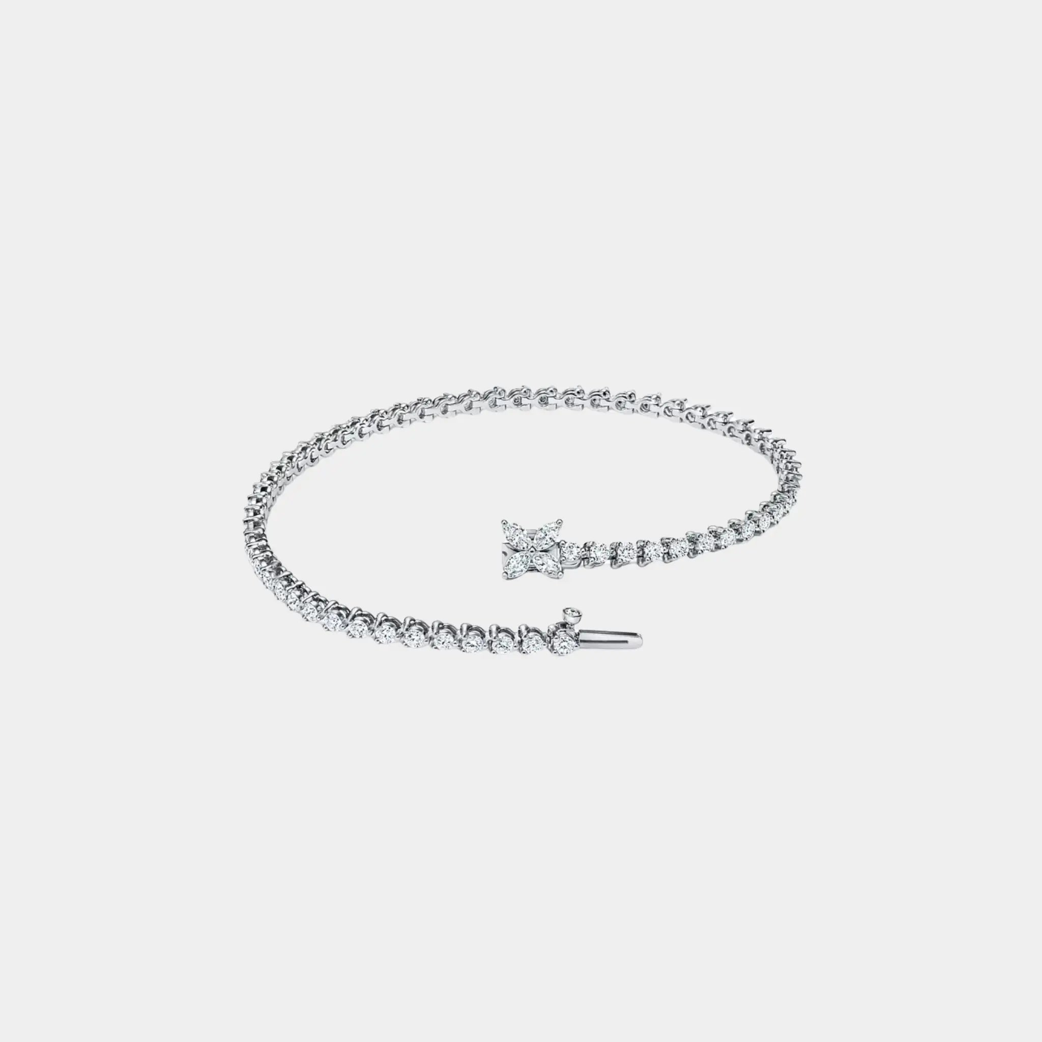 Tiffany & Co Cluster Tennis Bracelet in Platinum with Diamonds