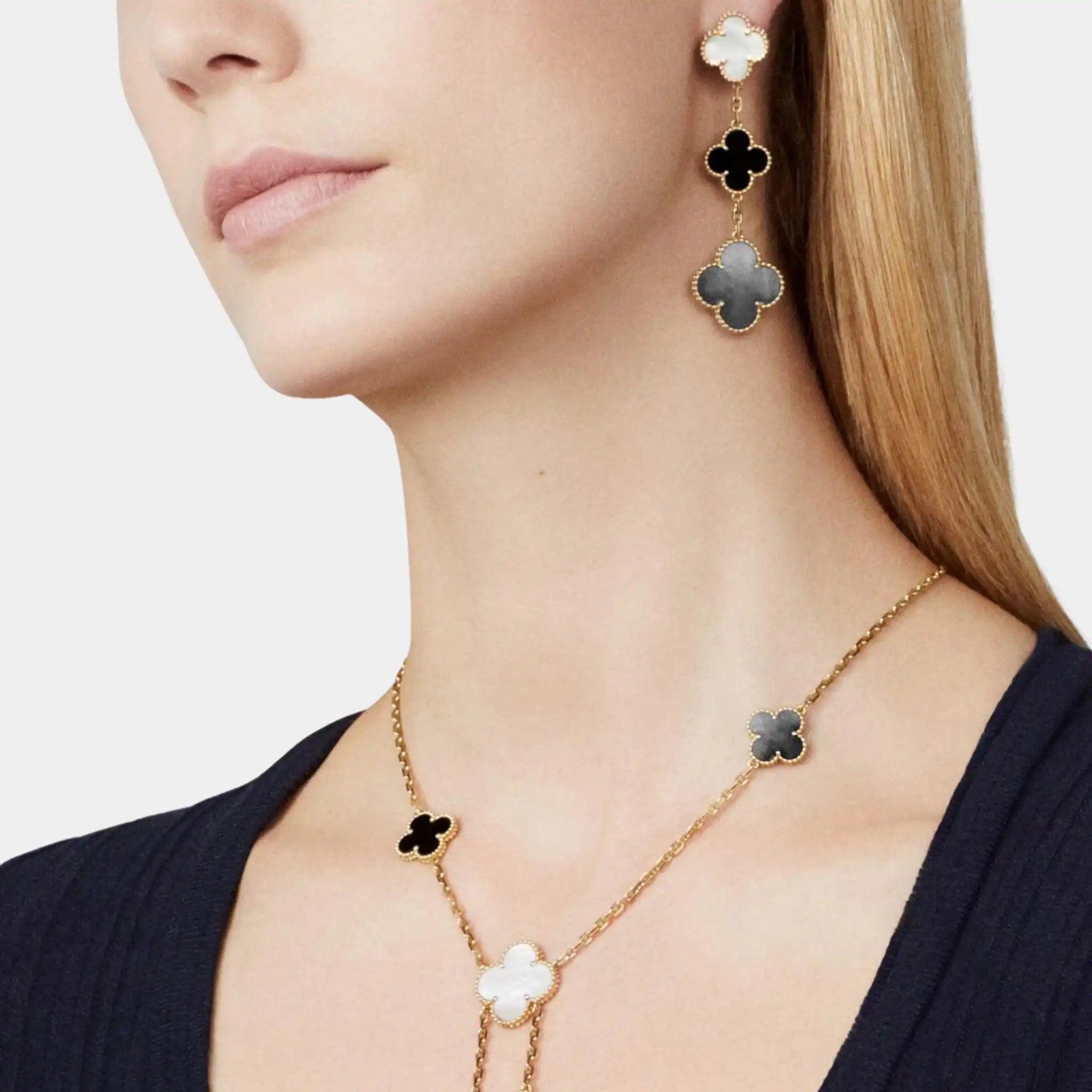 Van Cleef & Arpels Magic Alhambra earrings 3 motifs Gold Pearl Onyx, Model