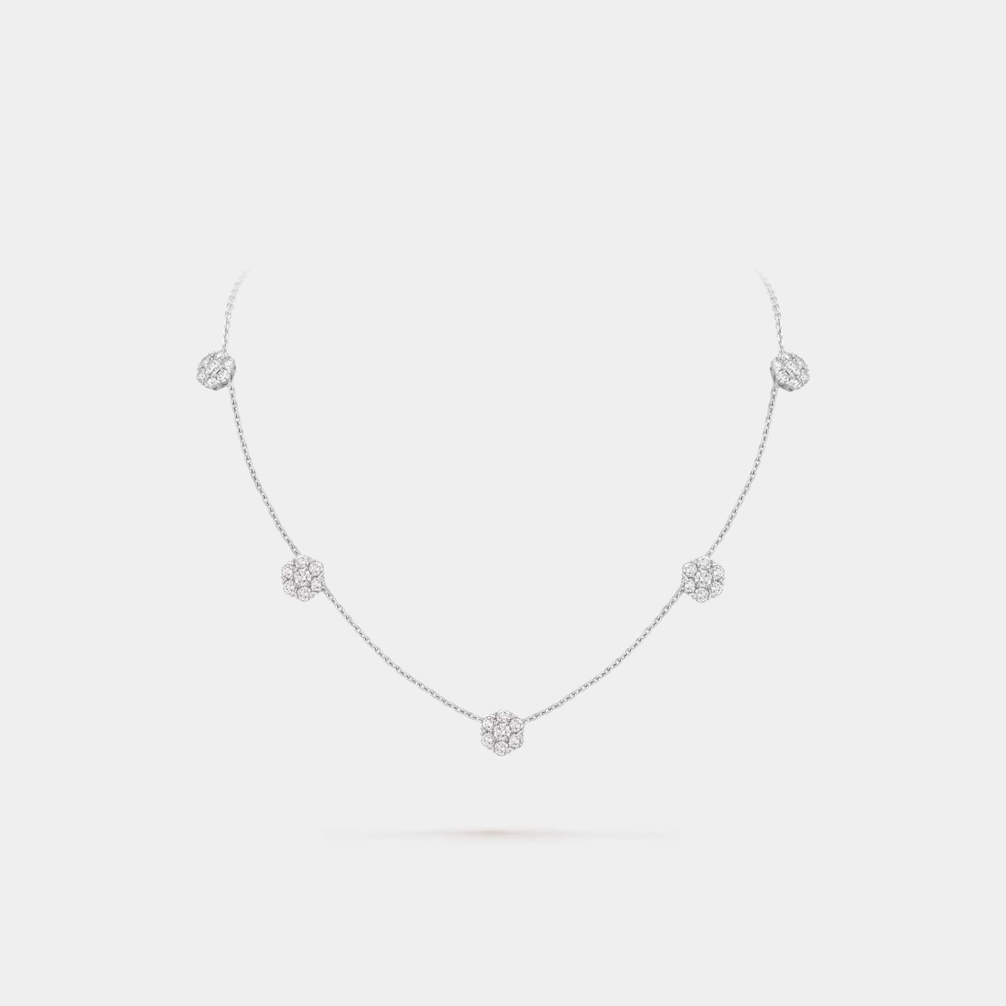 Van Cleef & Arpels Fleurette Necklace 5 Flowers White Gold Diamond, Front