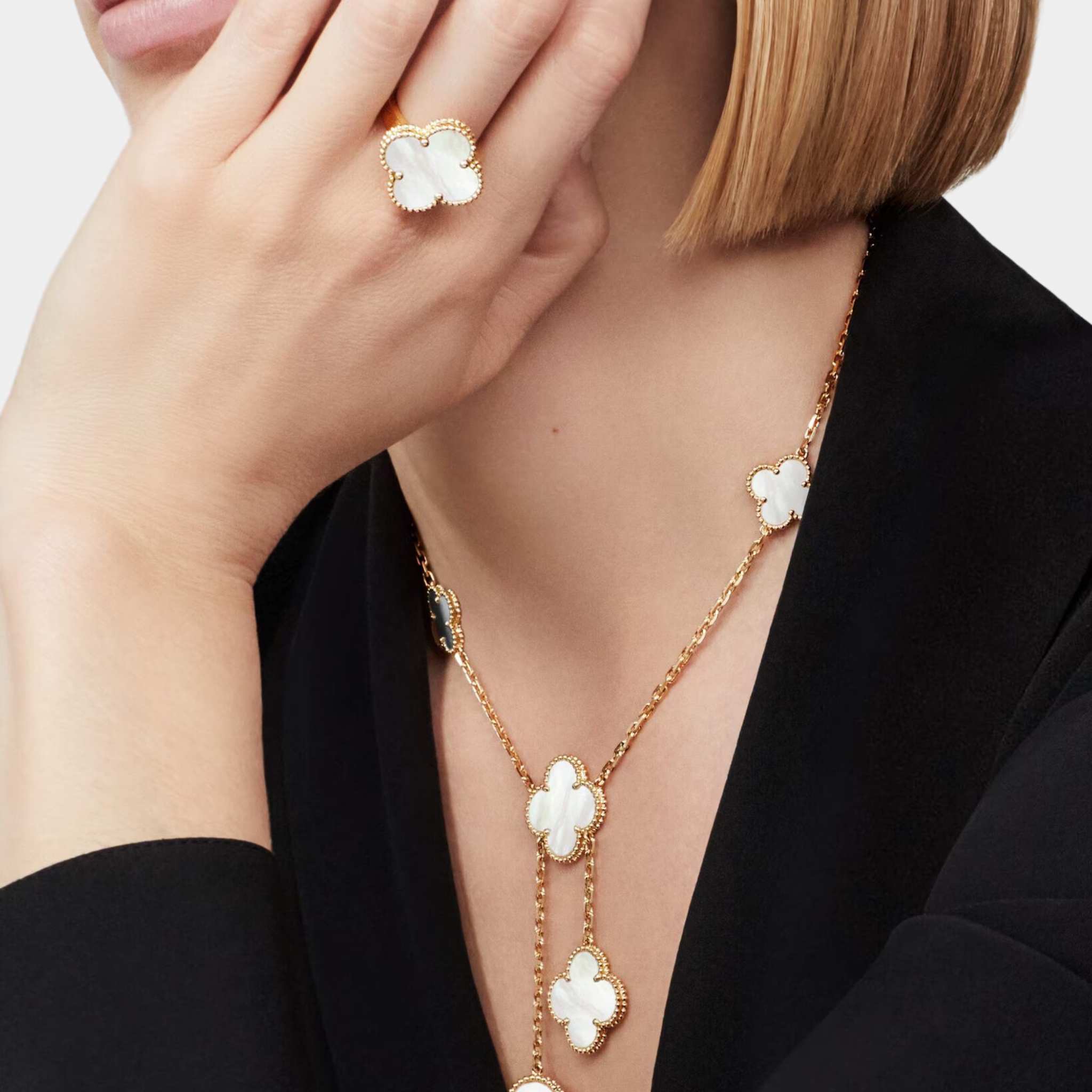 Van Cleef & Arpels Magic Alhambra Ring Yellow Gold Mother Of Pearl, Model