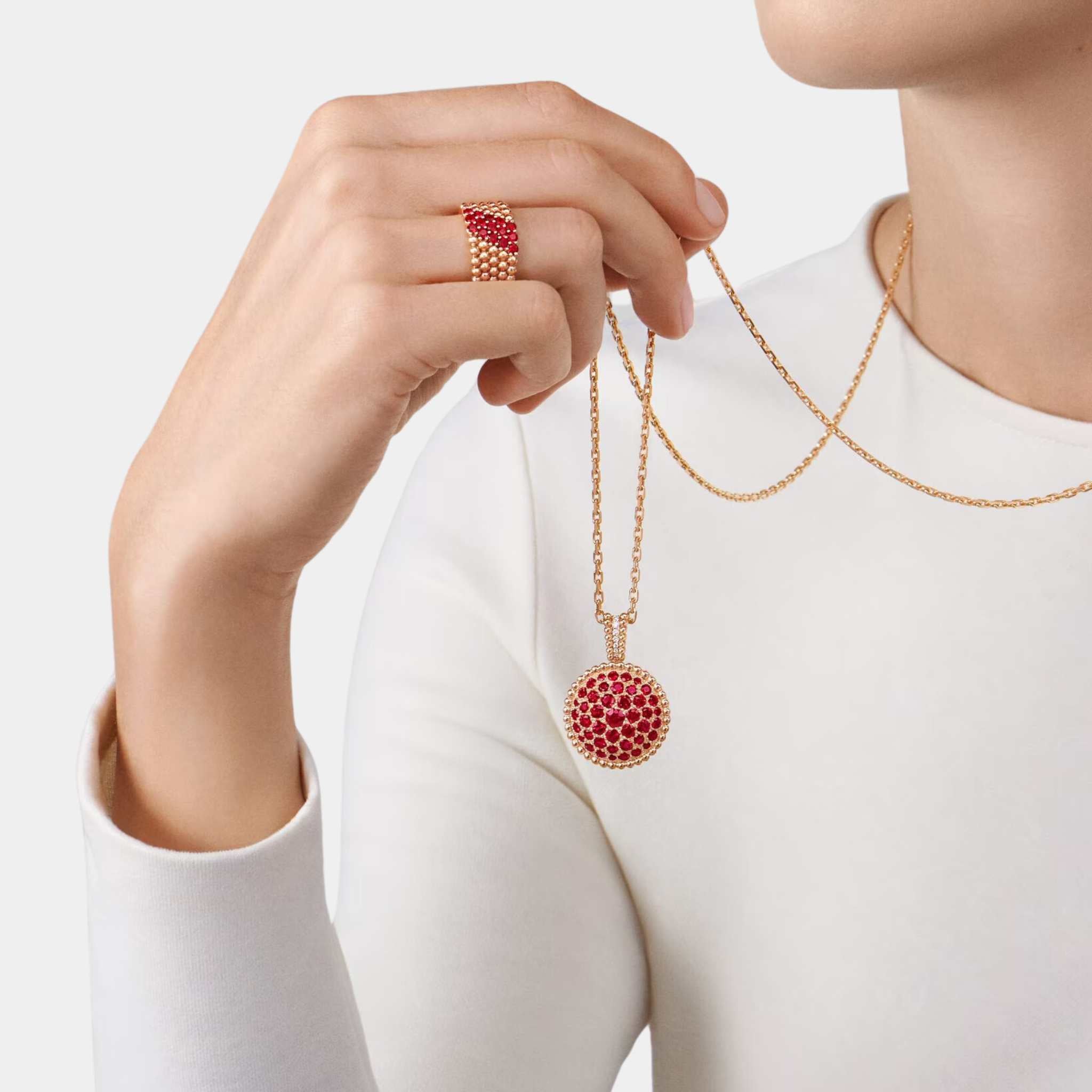 Van Cleef & Arpels Perlée Couleurs Ring 5 rows Rose Gold Ruby, Model