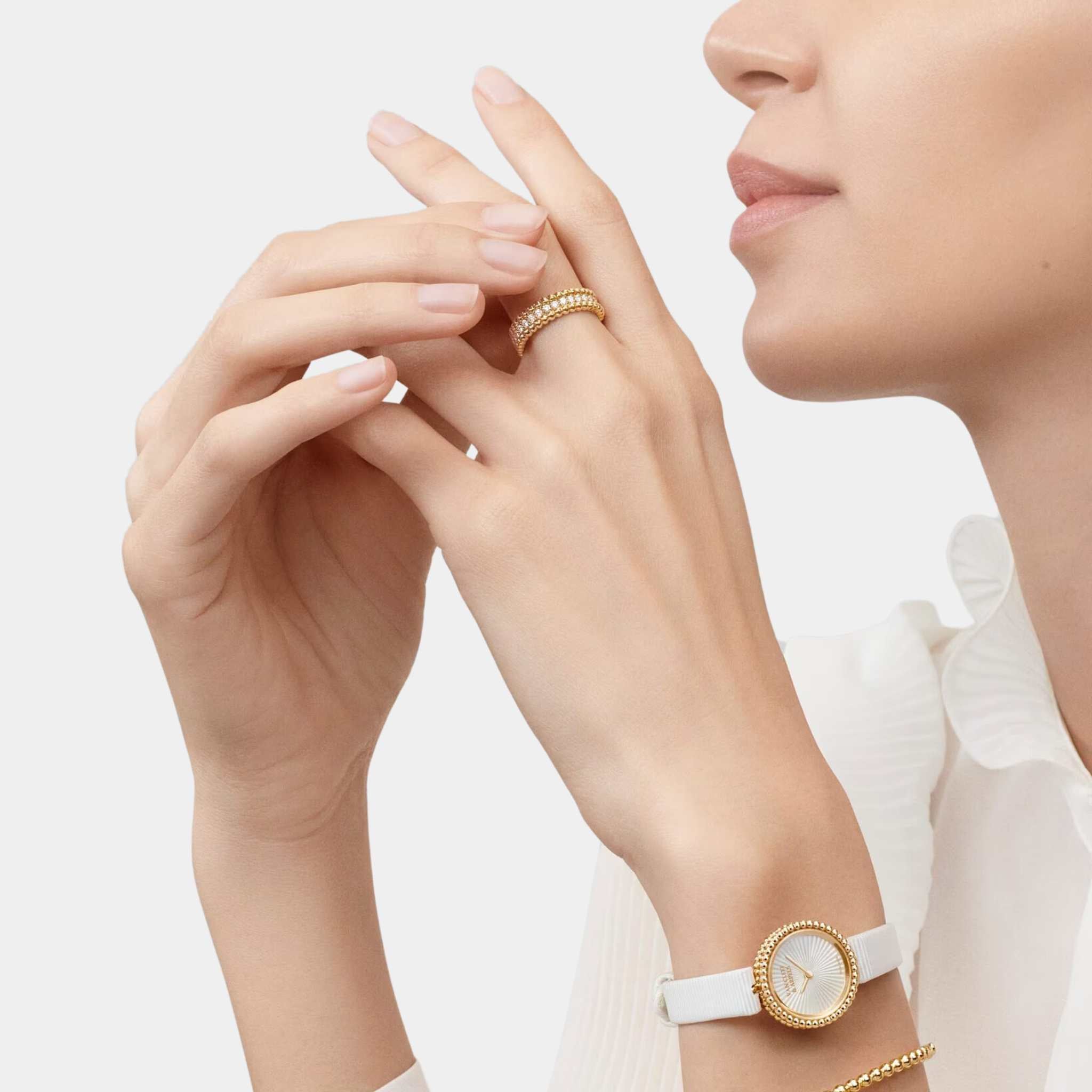 Van Cleef & Arpels Perlée Diamonds Ring 1 Row Yellow Gold Diamond, Model