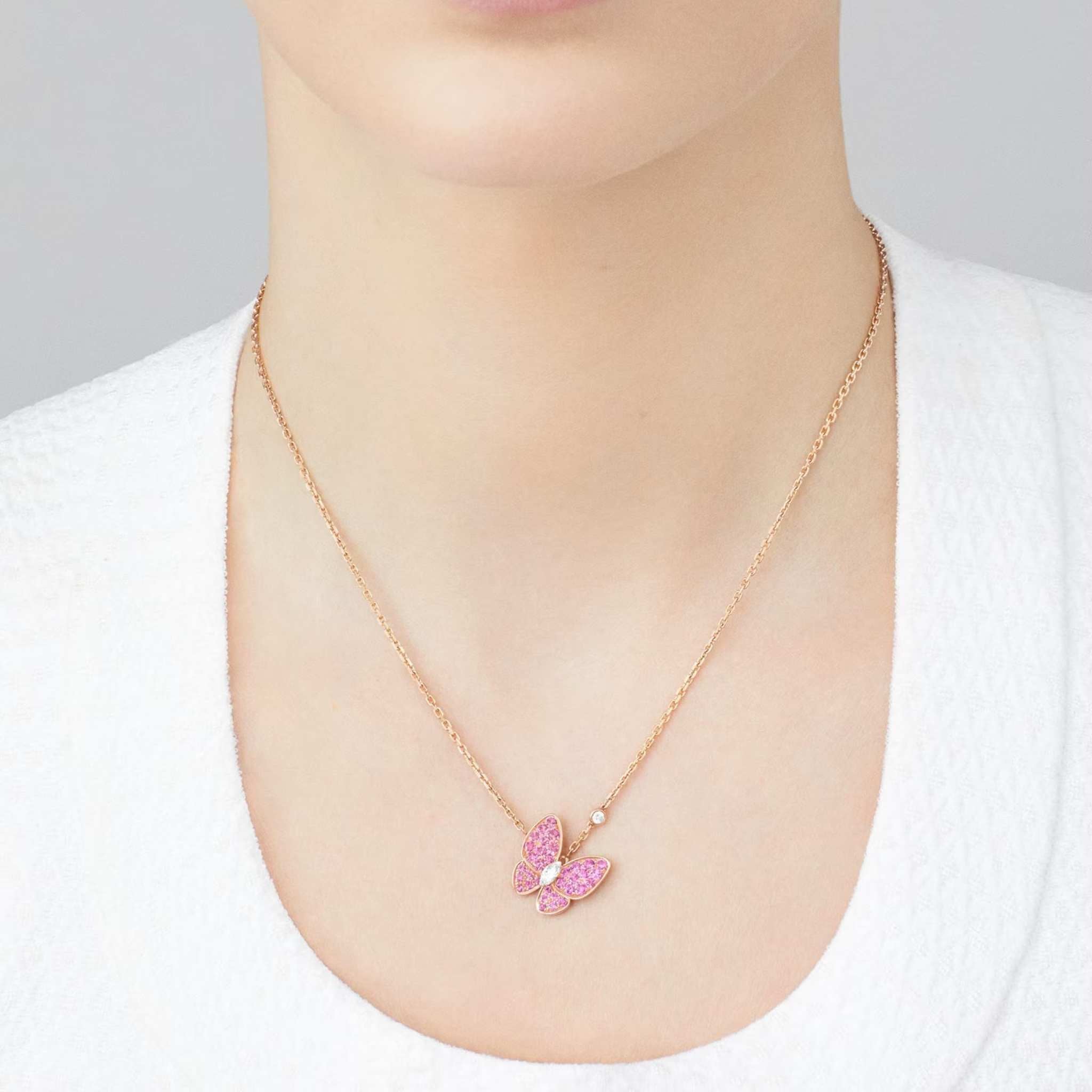 Van Cleef & Arpels Two Butterfly Pendant Rose Gold Diamond Sapphire, Model