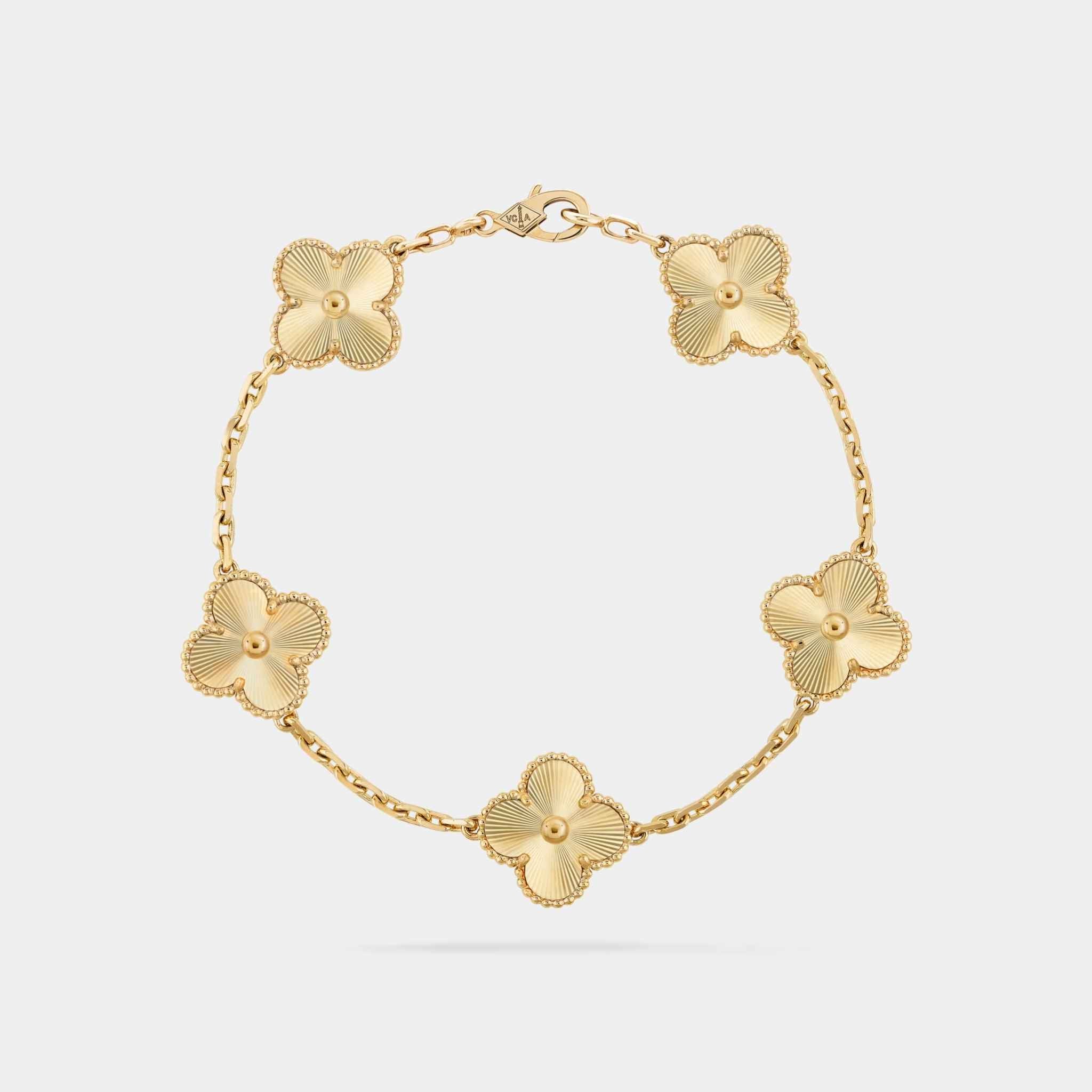 Van Cleef & Arpels Alhambra Vintage Yellow Gold Motifs Bracelet , Linked