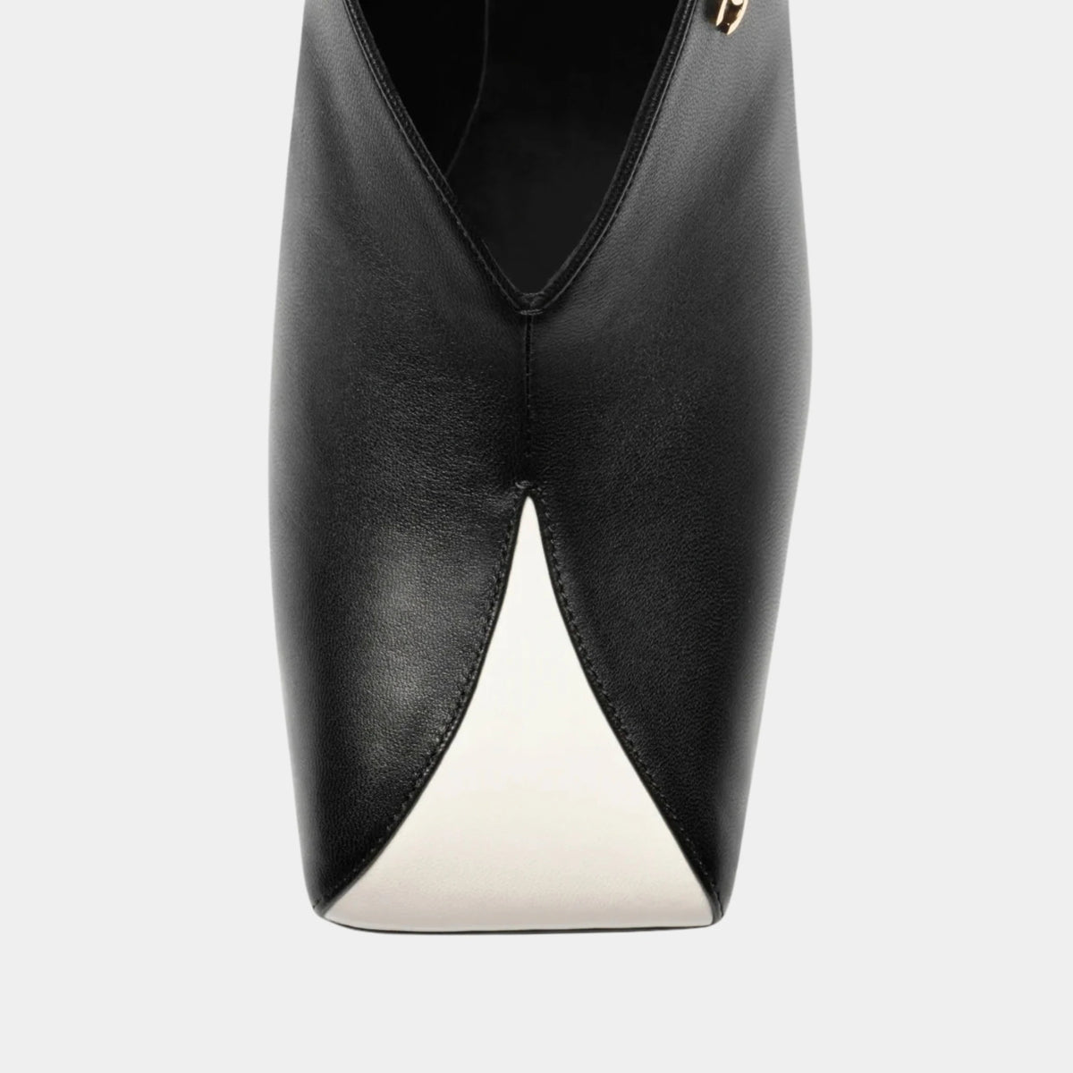 Mules in Leather
