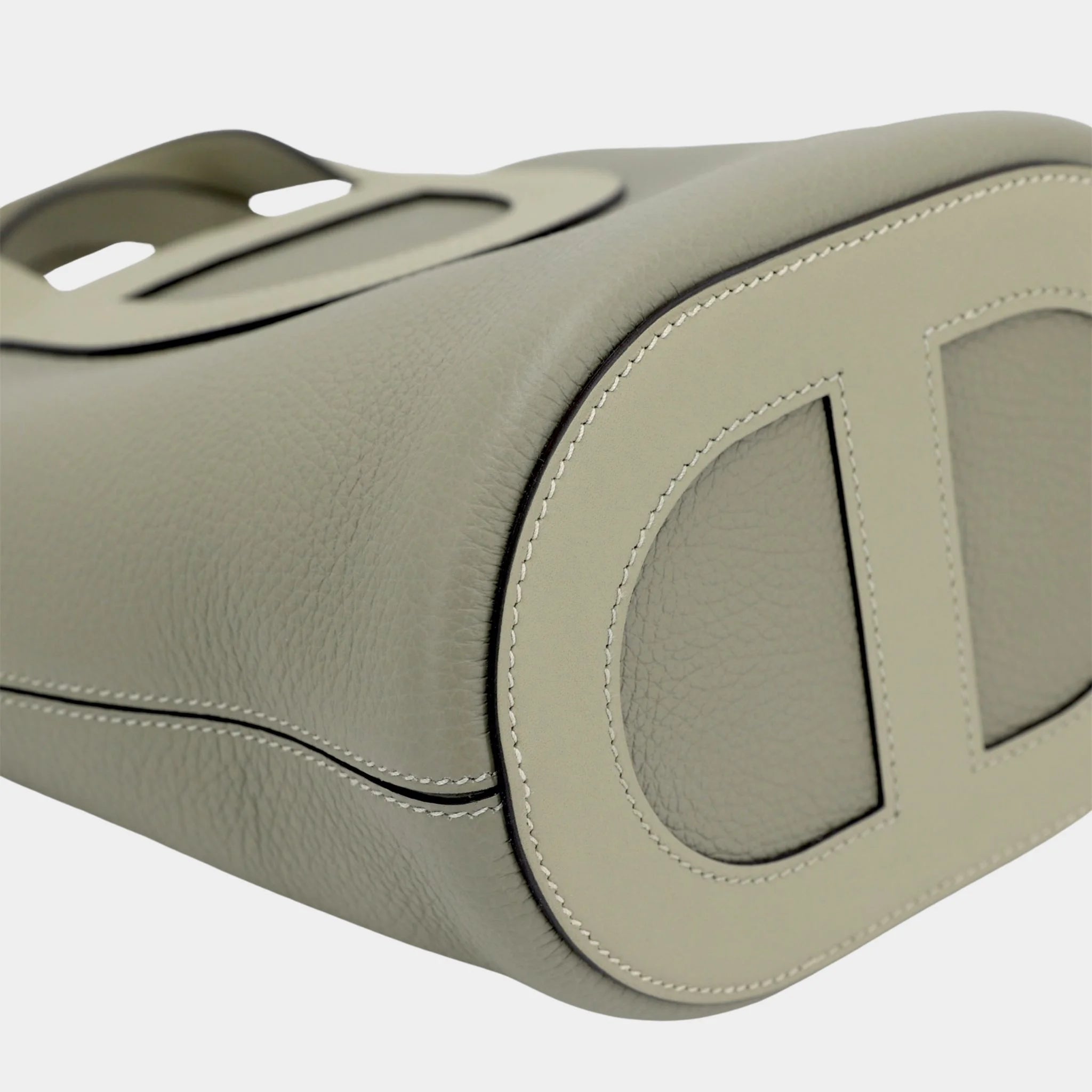 In-The-Loop 18 Clemence Sauge PHW