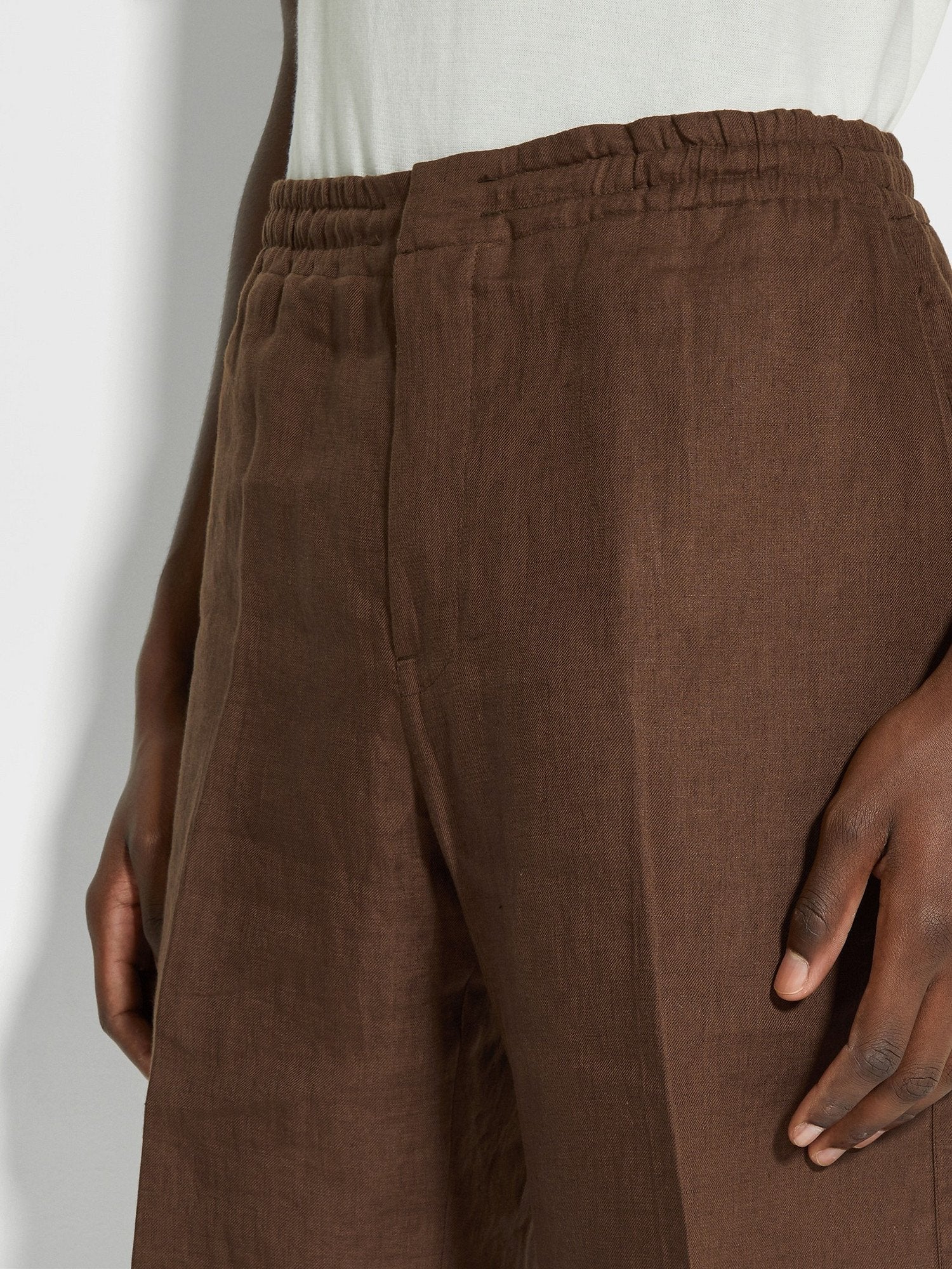 Brown Oasi Lino Short Pants