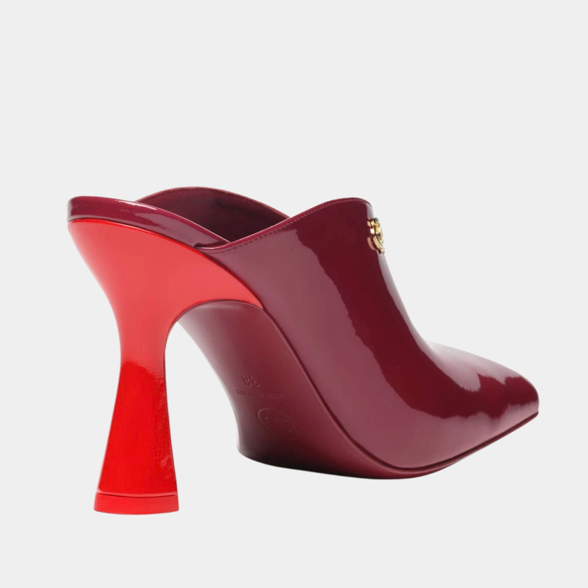 Mules in Leather