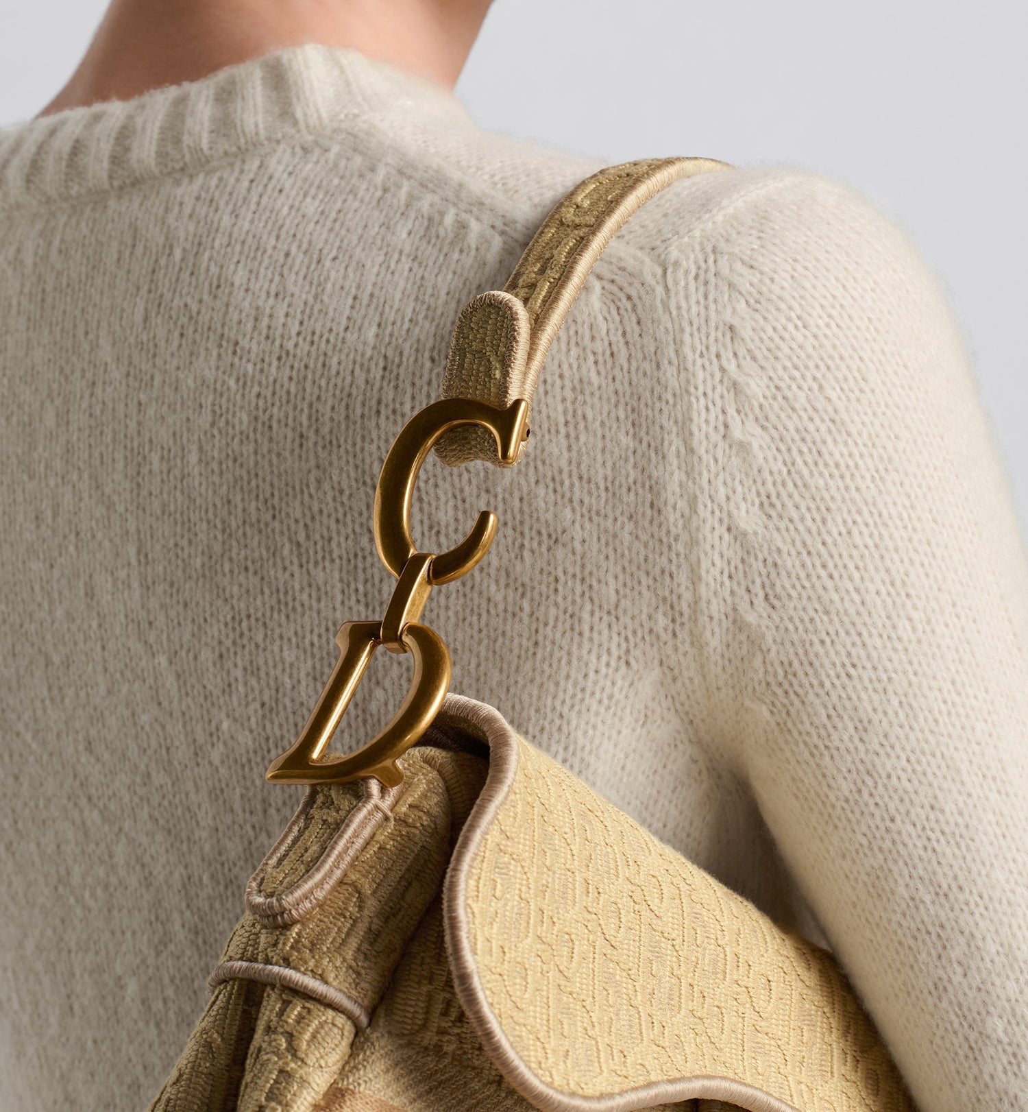 Saddle Bag Beige Dior Oblique Embroidered Raffia