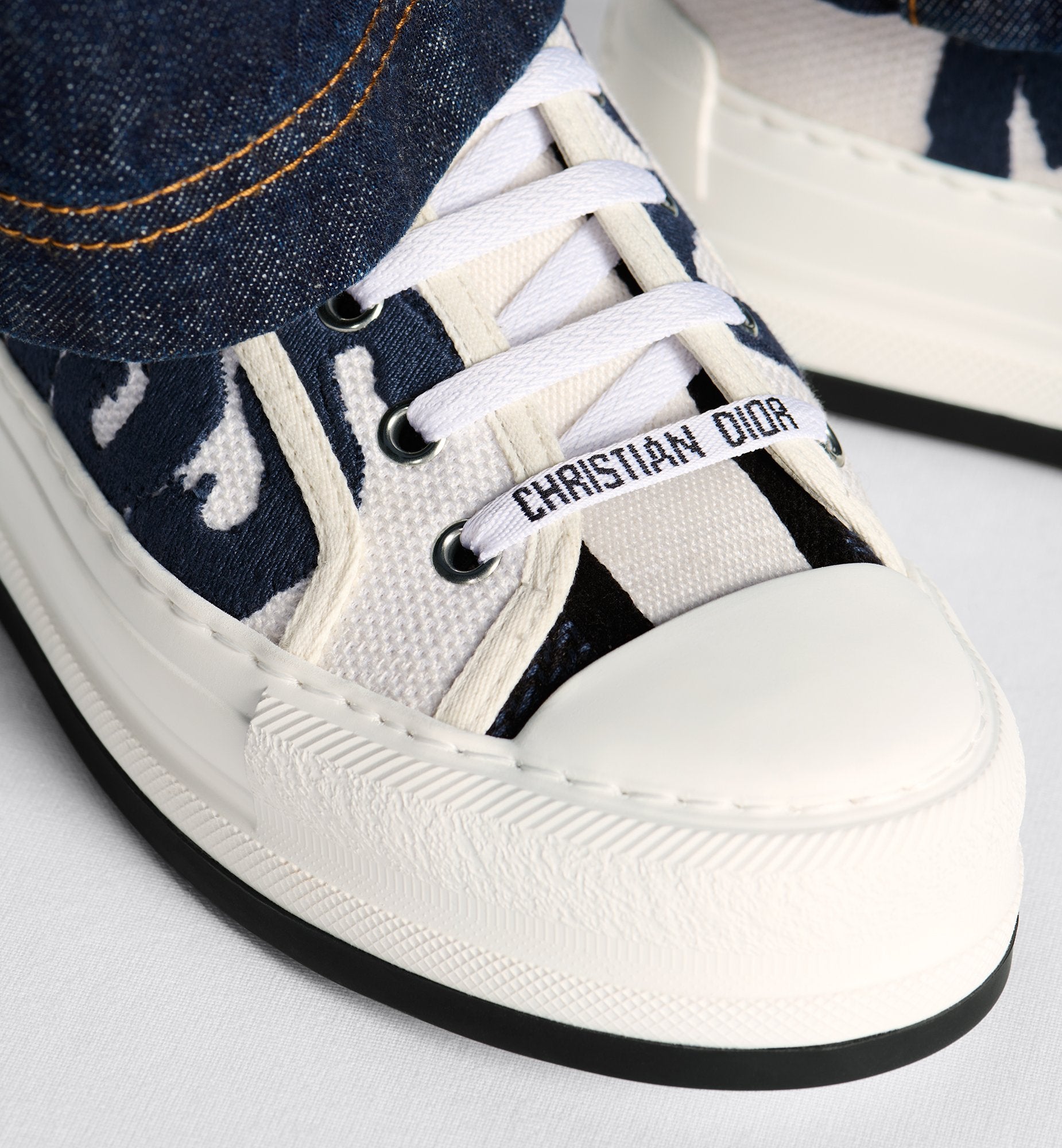 Walk N Dior Platform Sneaker White And Deep Blue Embroidered Cotton