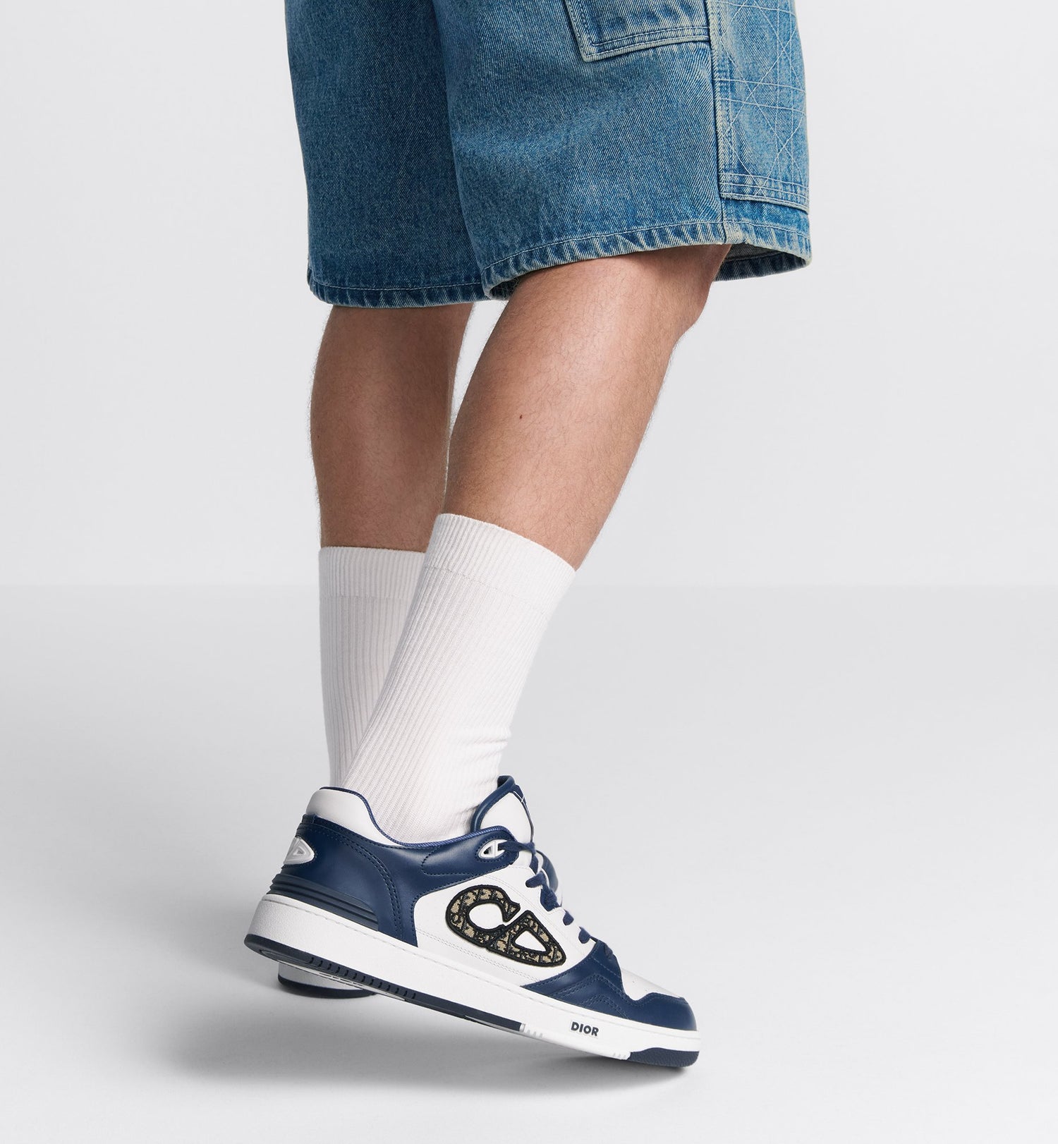 B57 Low Top Sneaker Navy Blue And White Smooth Calfskin With Beige And Black Dior Oblique Jacquard