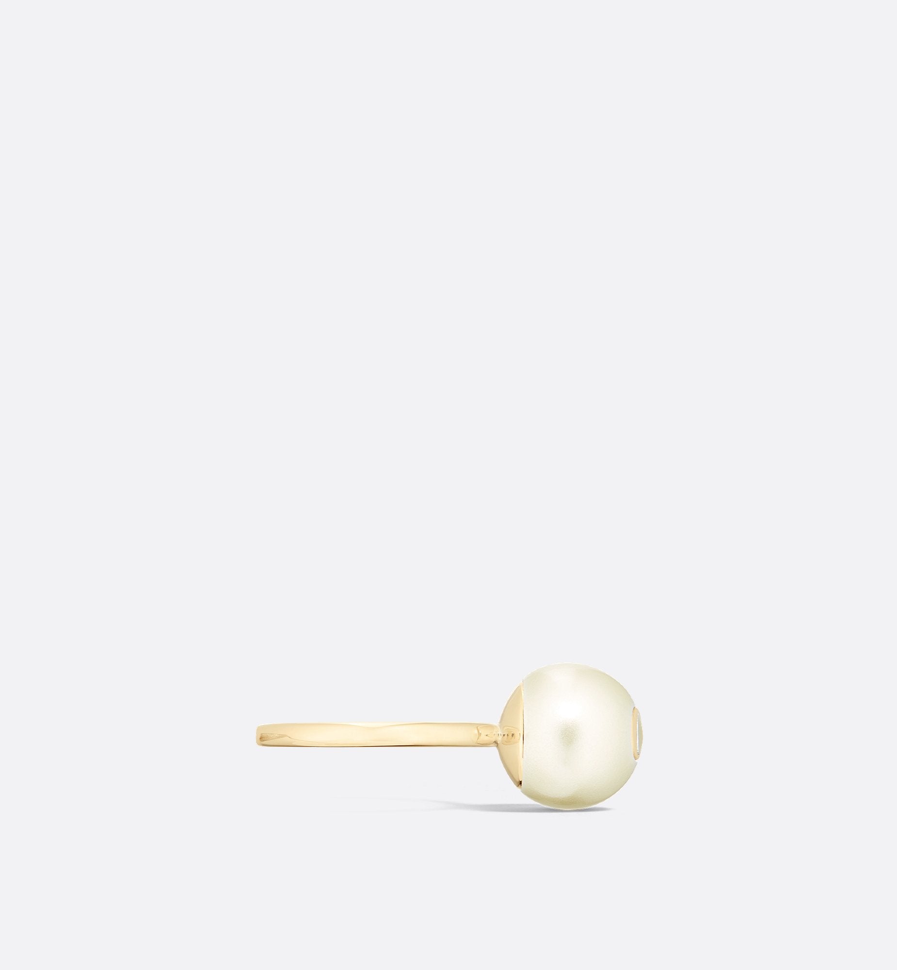 Amulets Ring Matte Gold Finish Metal With White Resin Pearl