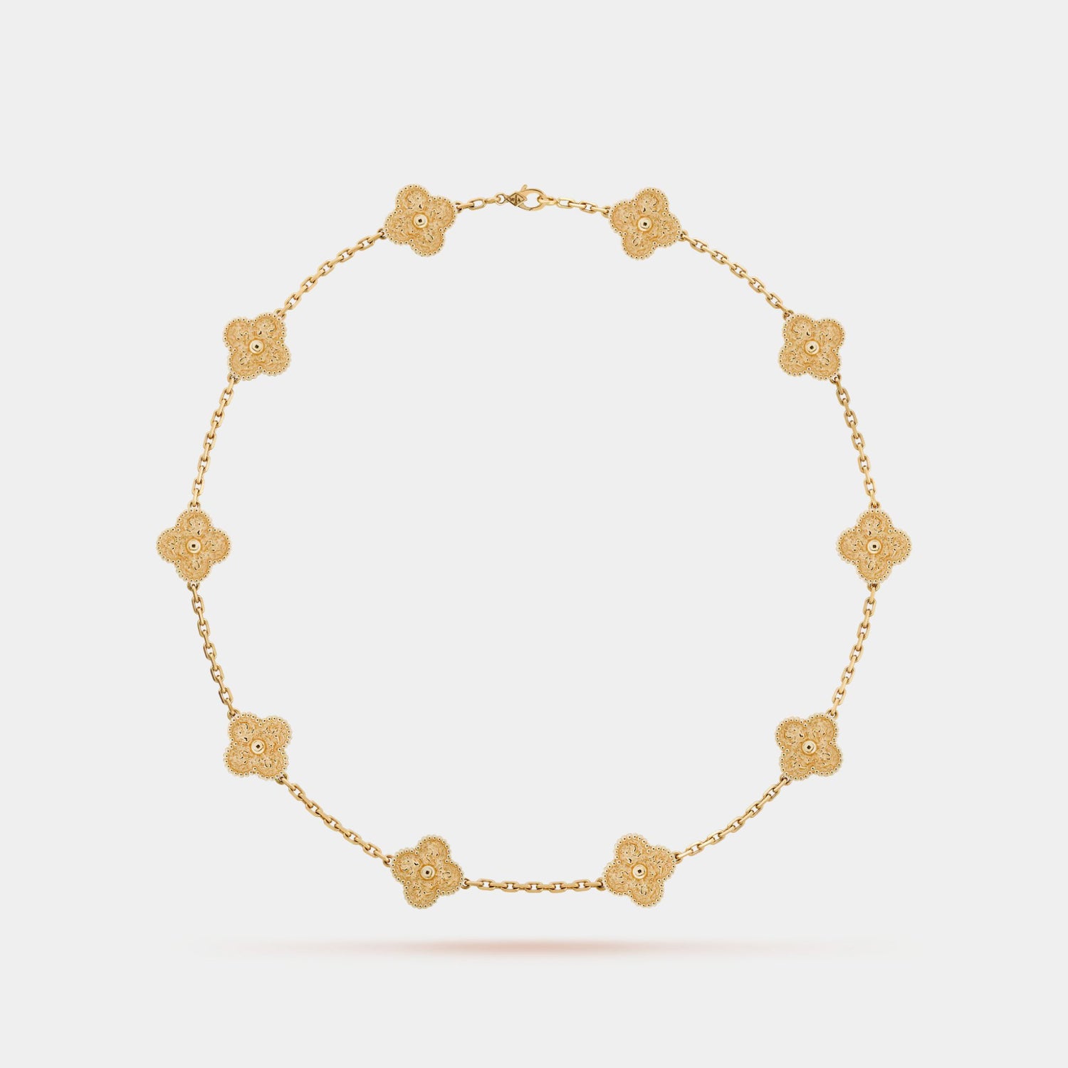 van cleef arpels- intage alhambra necklace 10 motifs yellow gold front close view