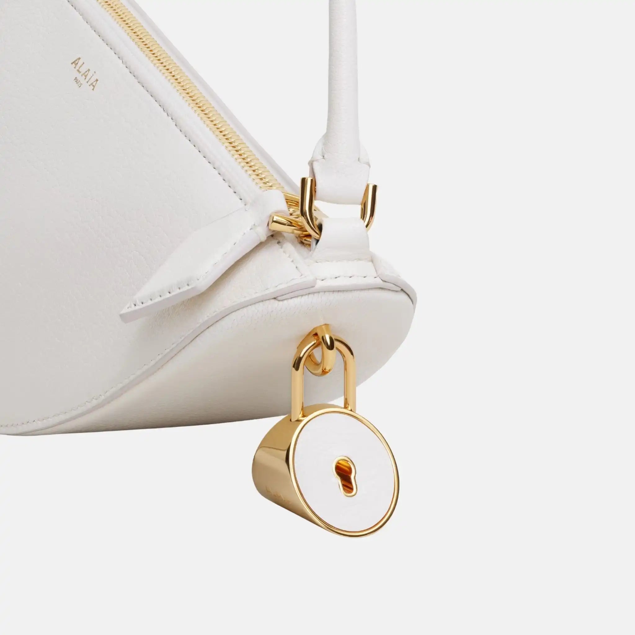 Alaia Le Demi Coeur Bag In Goatskin, White, Close