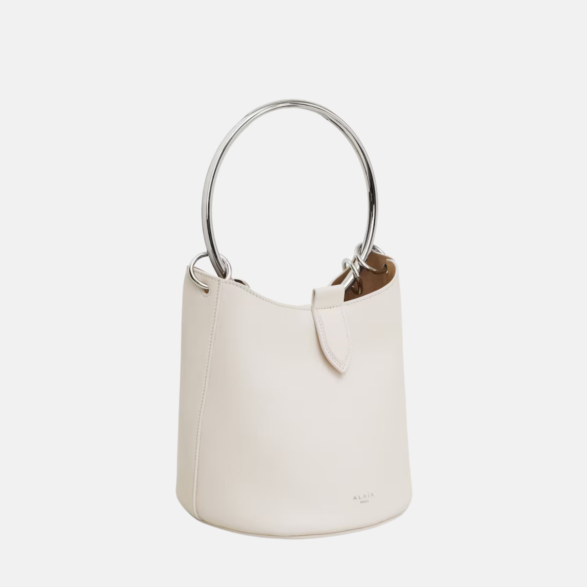 Alaia Ring Medium Bucket Bag In Calfskin, White, Side, View