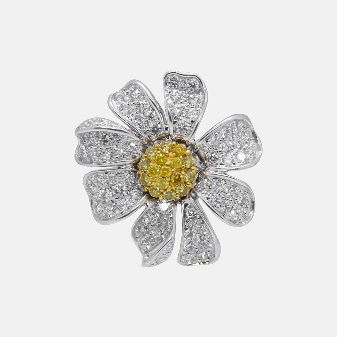Ashna Mehta Daisy Flower Customized Bag Bijoux, White Gold and Yellow Gold