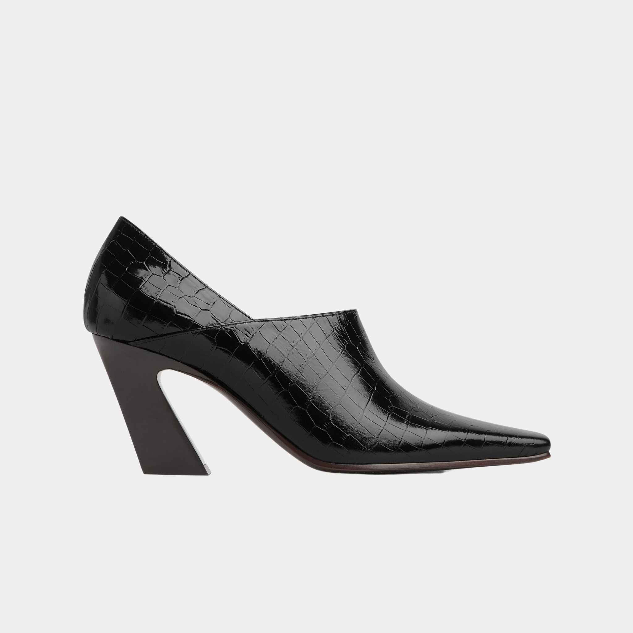 Bottega Veneta Lewis Pump Crocodile Effect Leather, Black, Side