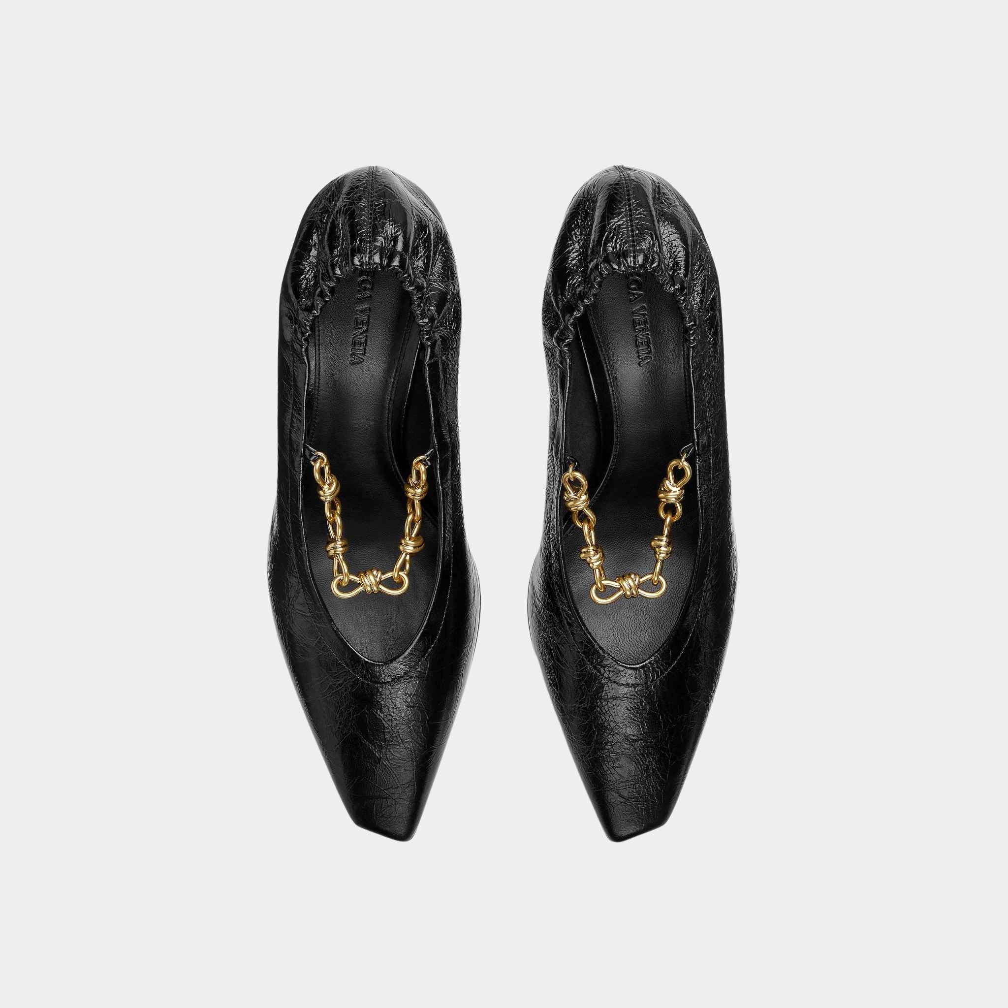 Bottega Veneta Sharp Chain Crinkled Calfskin Pump, Black, Top