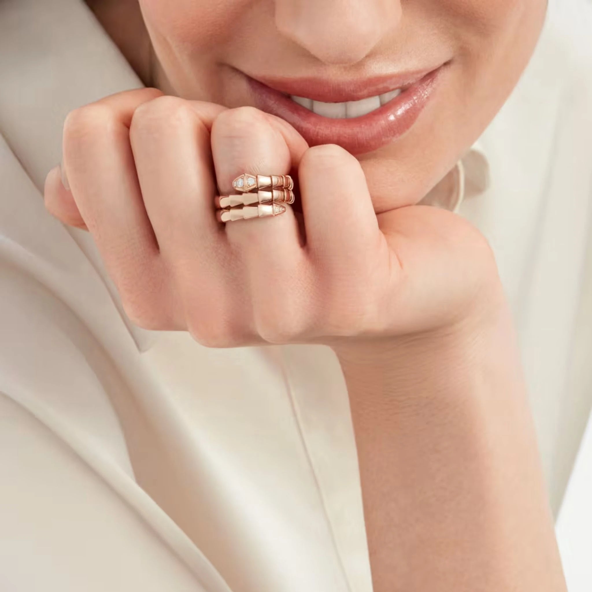 Serpenti Viper Ring Rose Gold, Model