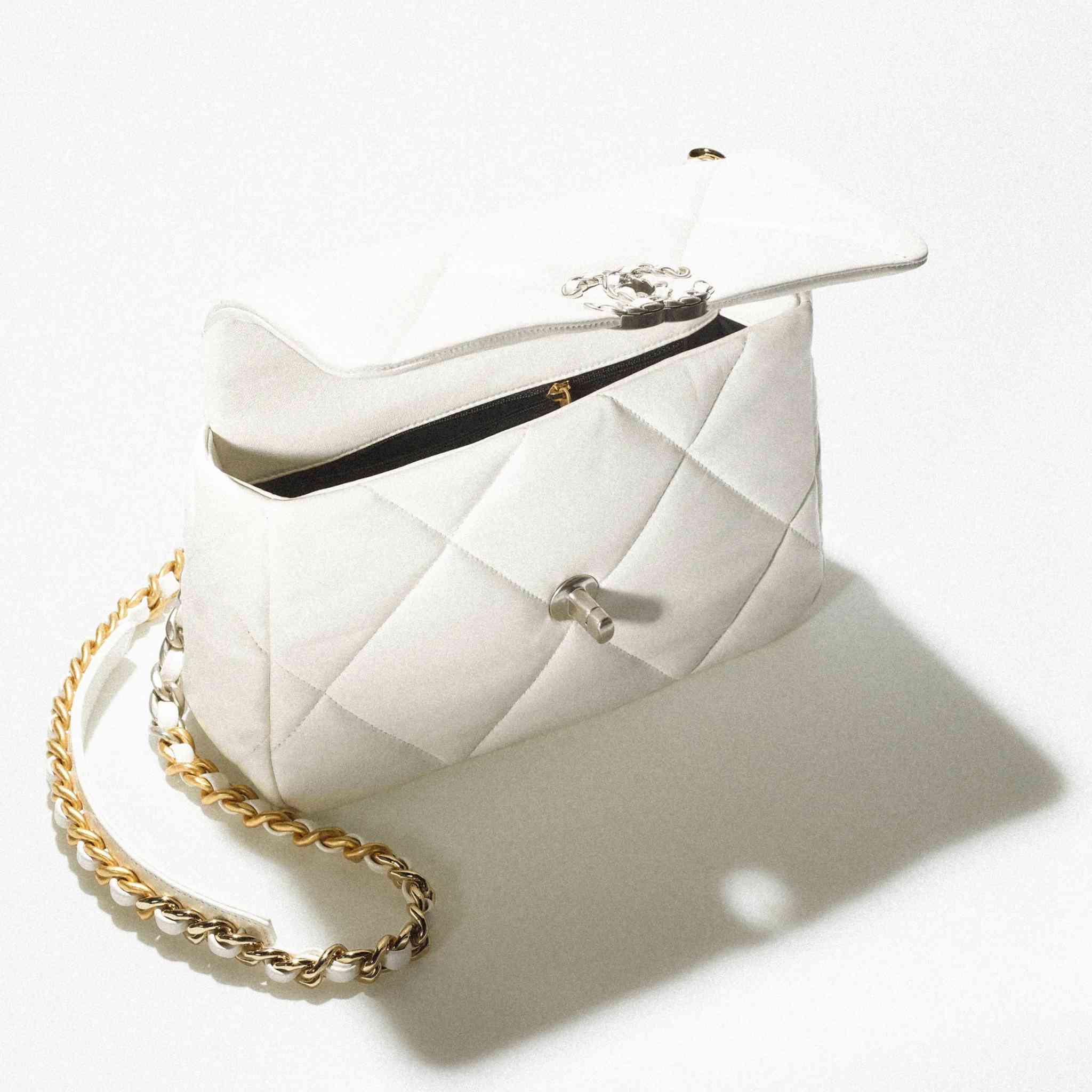 Chanel 19 Handbag Shiny Lambskin , White, Top