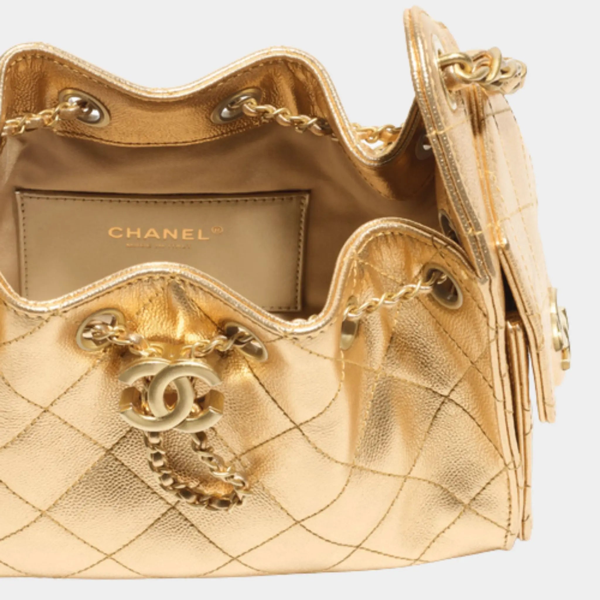 Chanel 25 Mini Handbag Metallic Grained Calfskin, Closeup