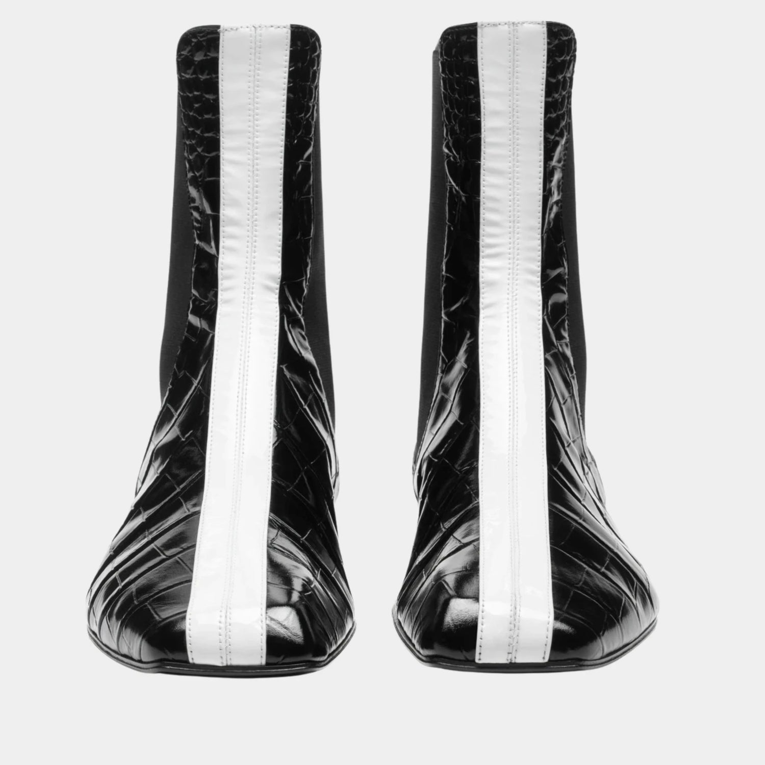 Chanel Ankle boots Crocodile-embossed calfskin &amp; patent calfskin Black &amp; white