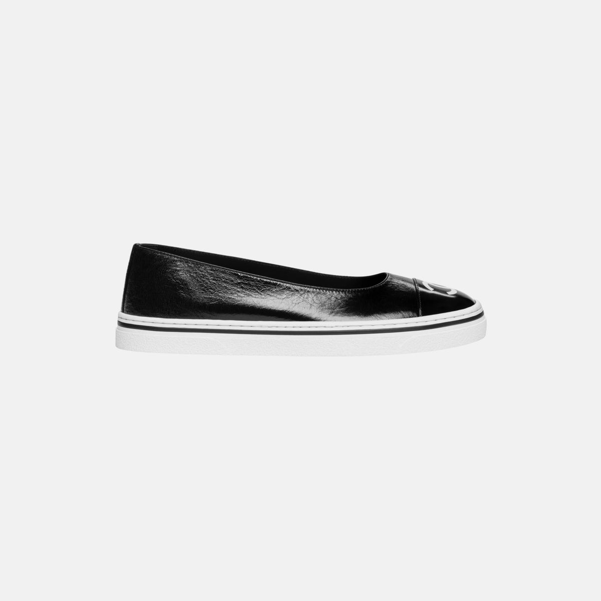 Ballet Flats in Crumpled Shiny Lambskin and Patent Calfskin