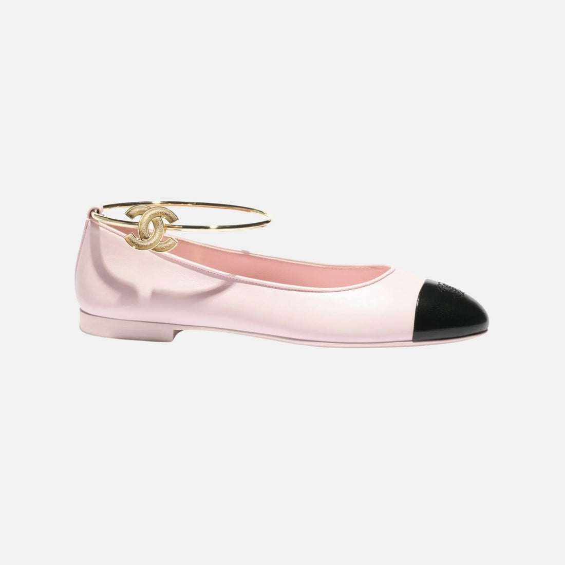 Chanel Ballet Flats in Light Pink and Black, Side