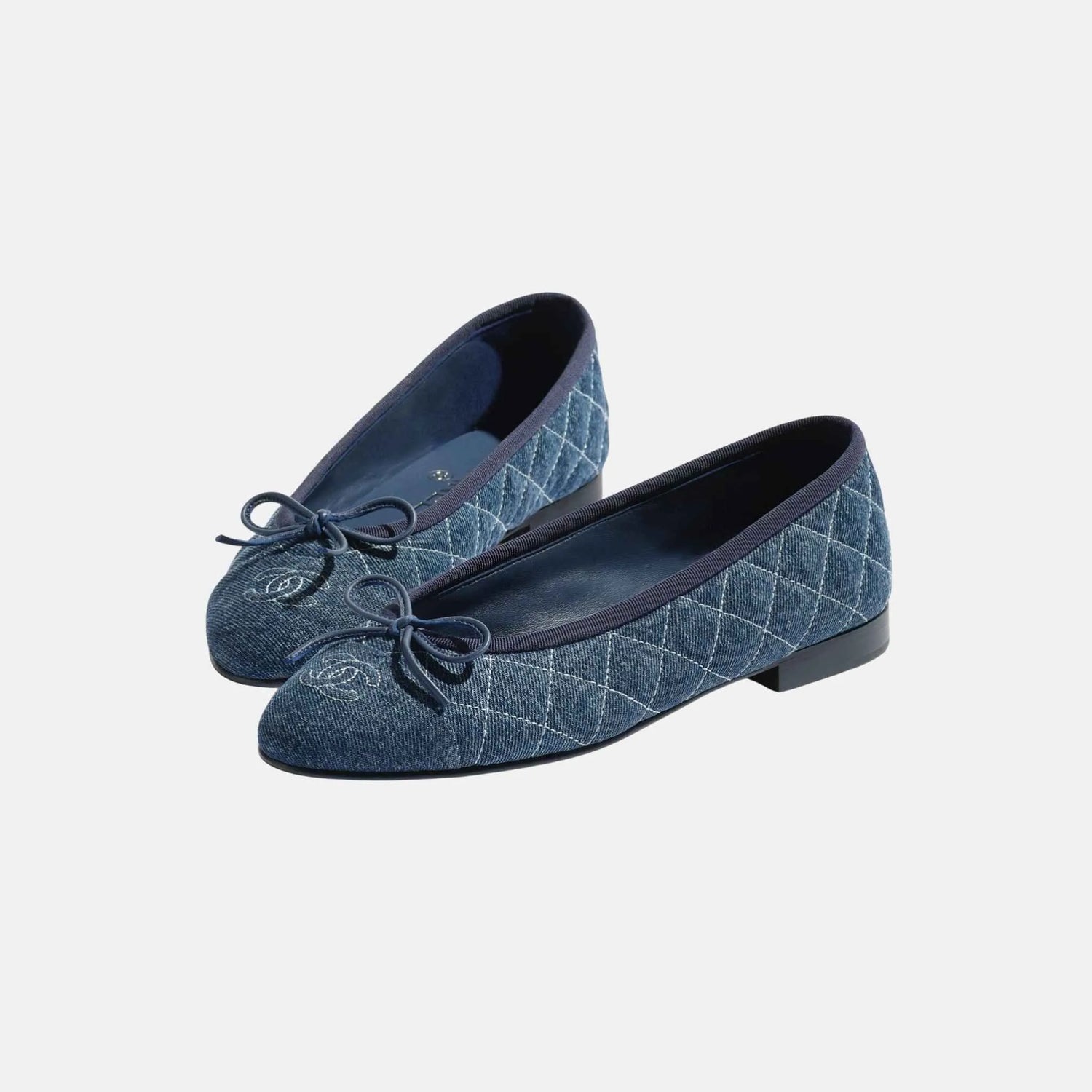 Chanel Ballet Flats in Tweed and Fabric Denim, Blue, Front