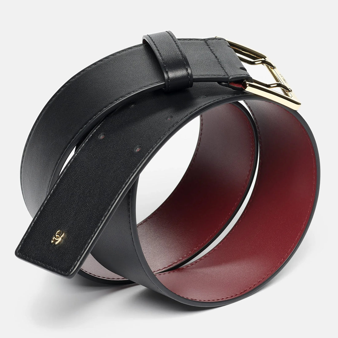 Chanel Belt calfskin and metal black and gold Coco Neige 2026 buckle detail