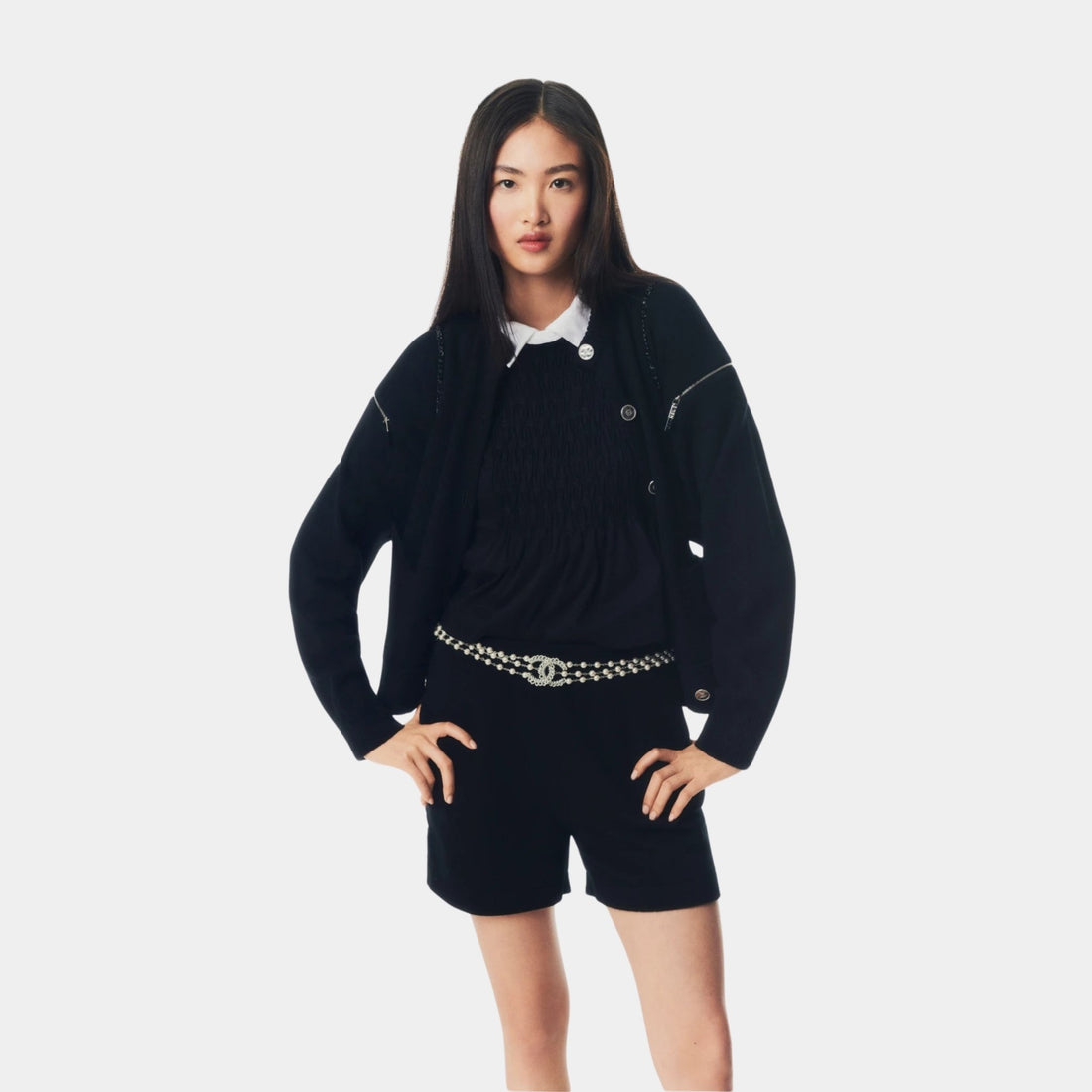 Chanel جاكيت بليوزون كشمير أسود، موديل، نصف