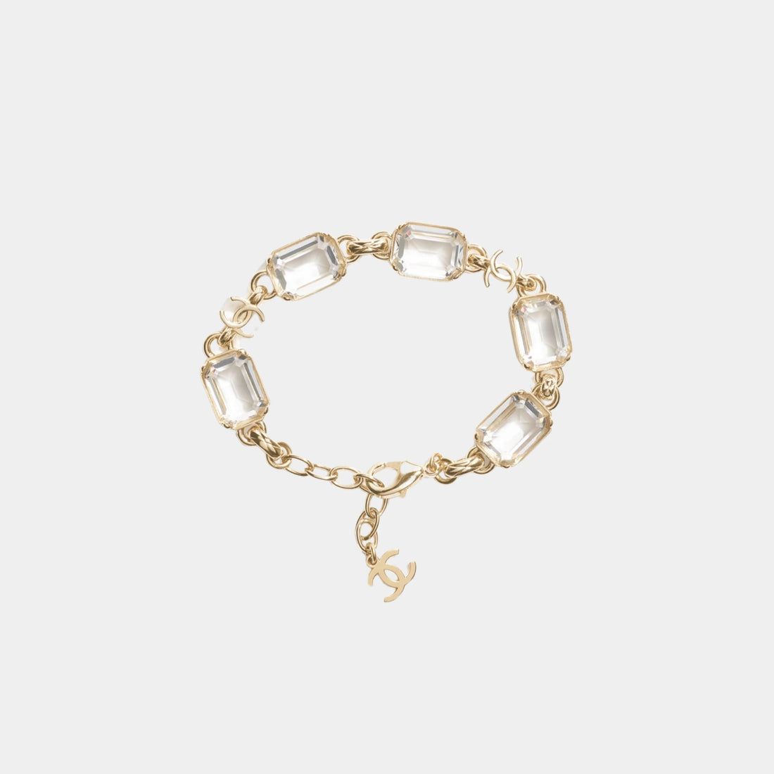Chanel Bracelet in Gold Metal &amp; Diamantes with CC Charm, Front