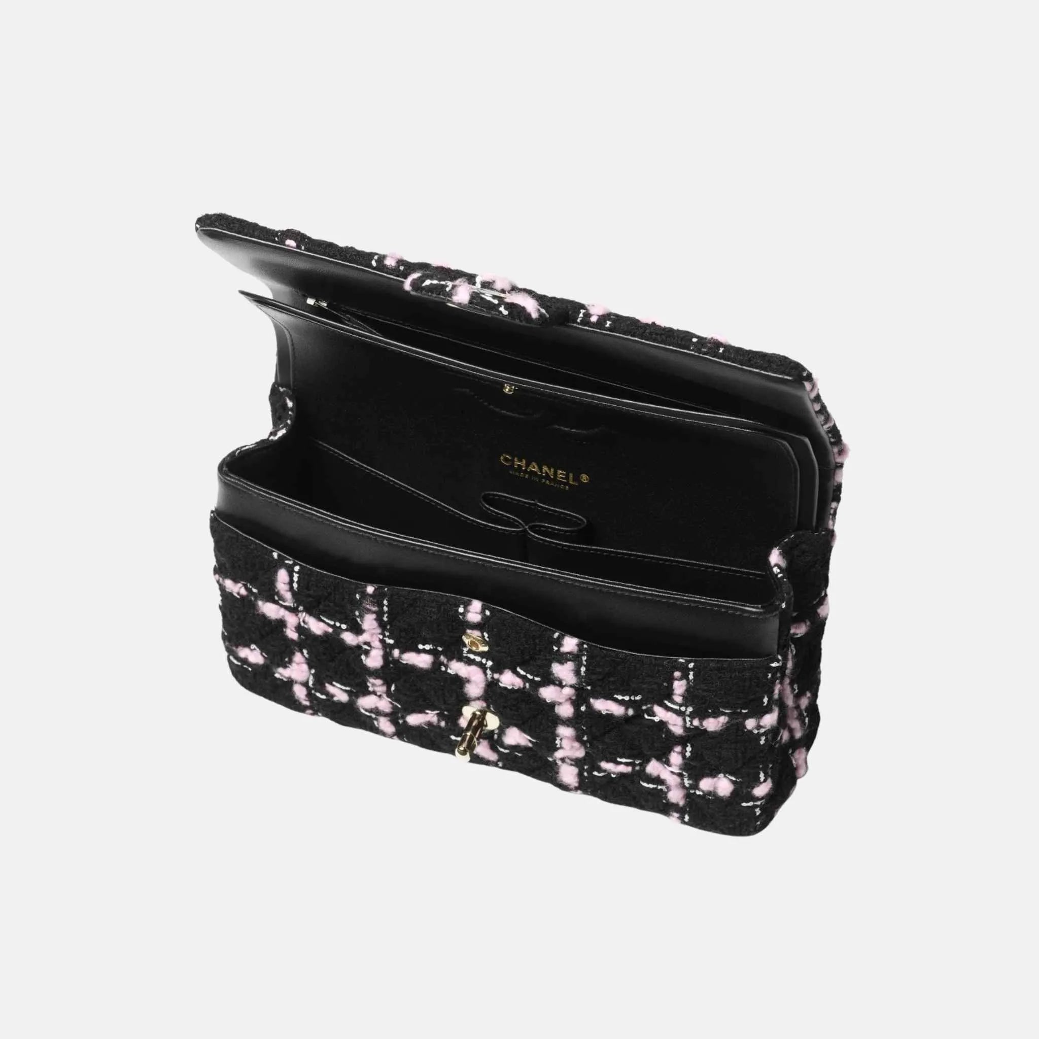 Chanel Classic 11.12 Bag in Wool Tweed and Gold Metal, Inside