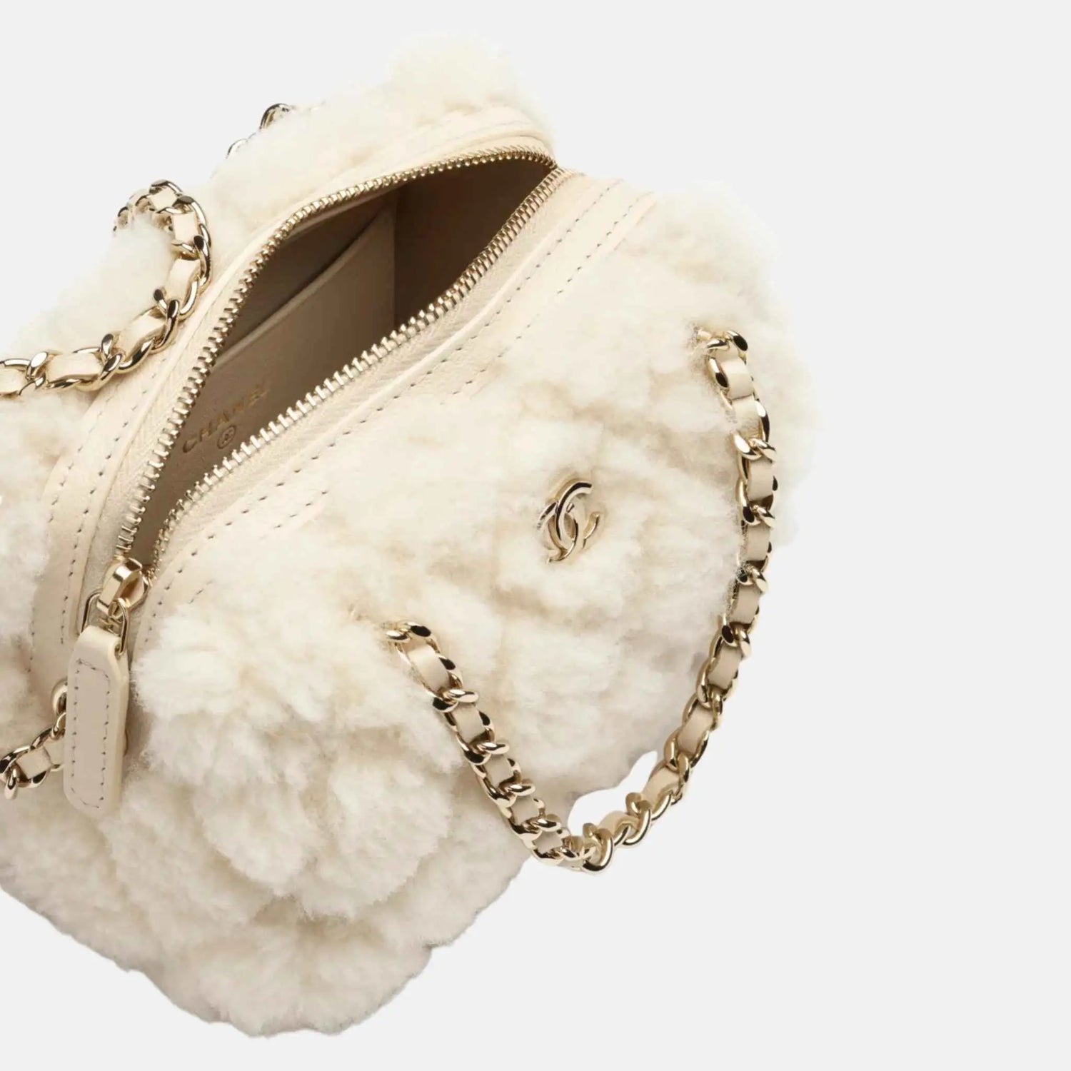 Chanel Classic Clutch With Chain Shearling Sheepskin Gold Tone, Inside