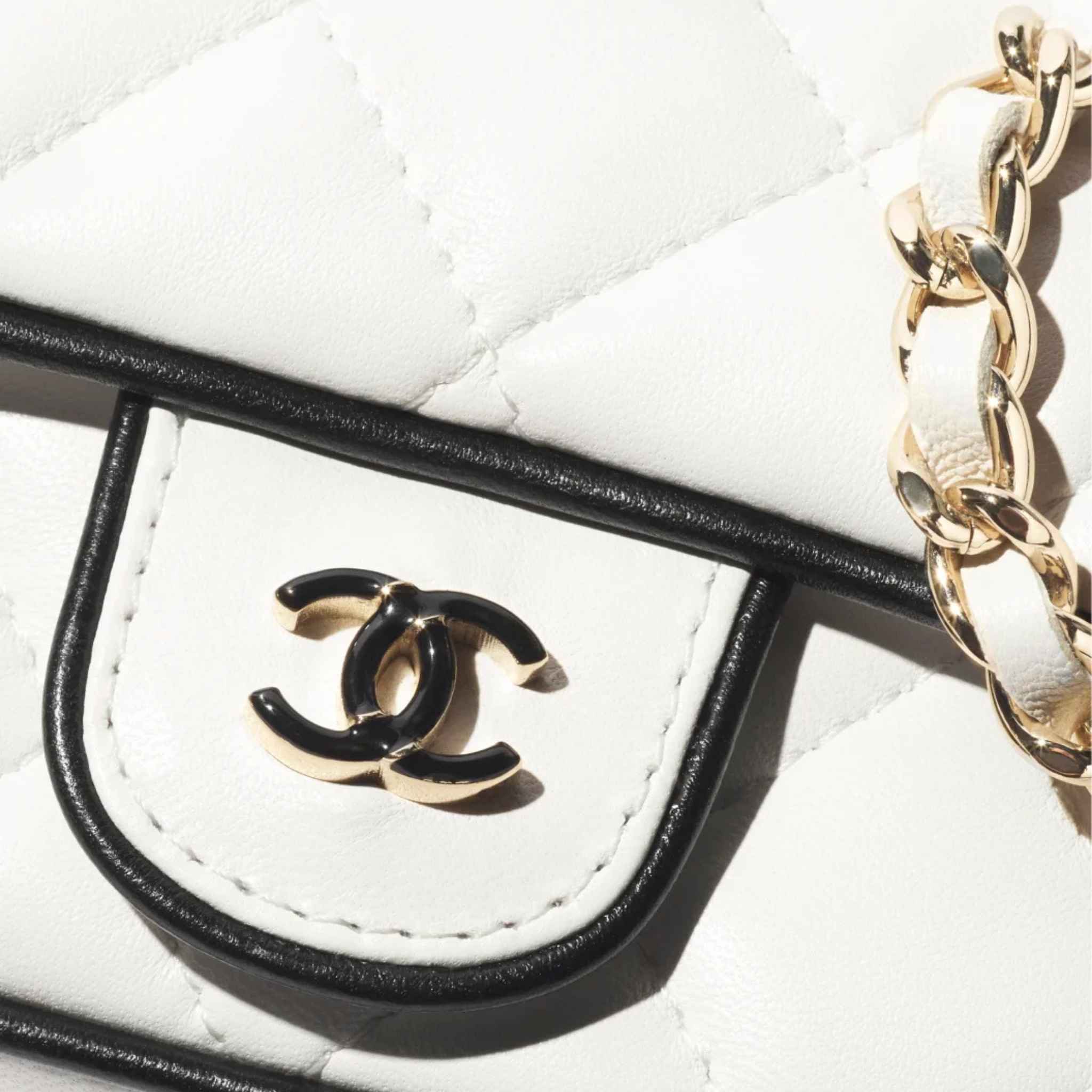 Chanel Clutch With Chain White And Black, CloseView