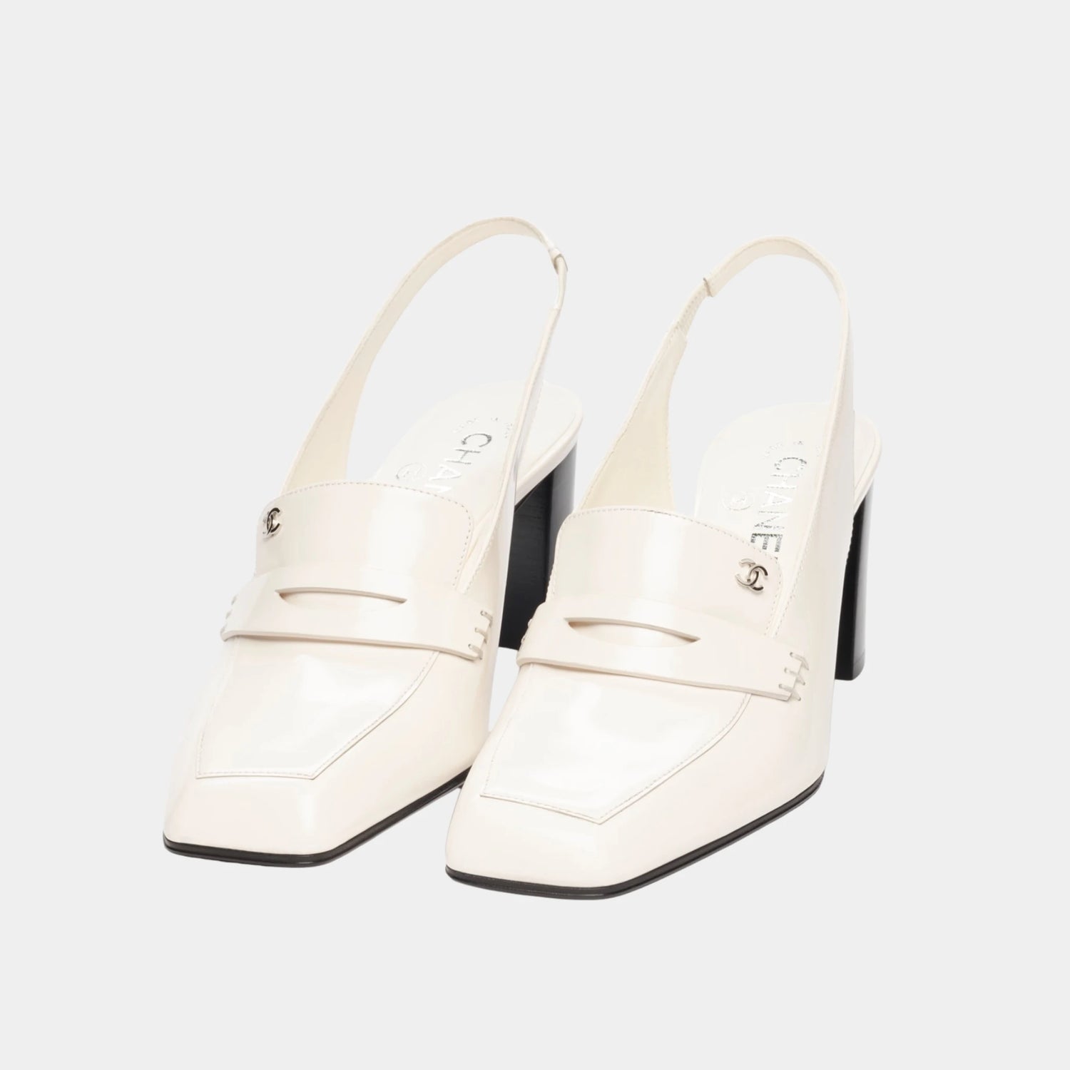 Chanel Heeled Slingbacks in Shiny Calfskin, White, Front