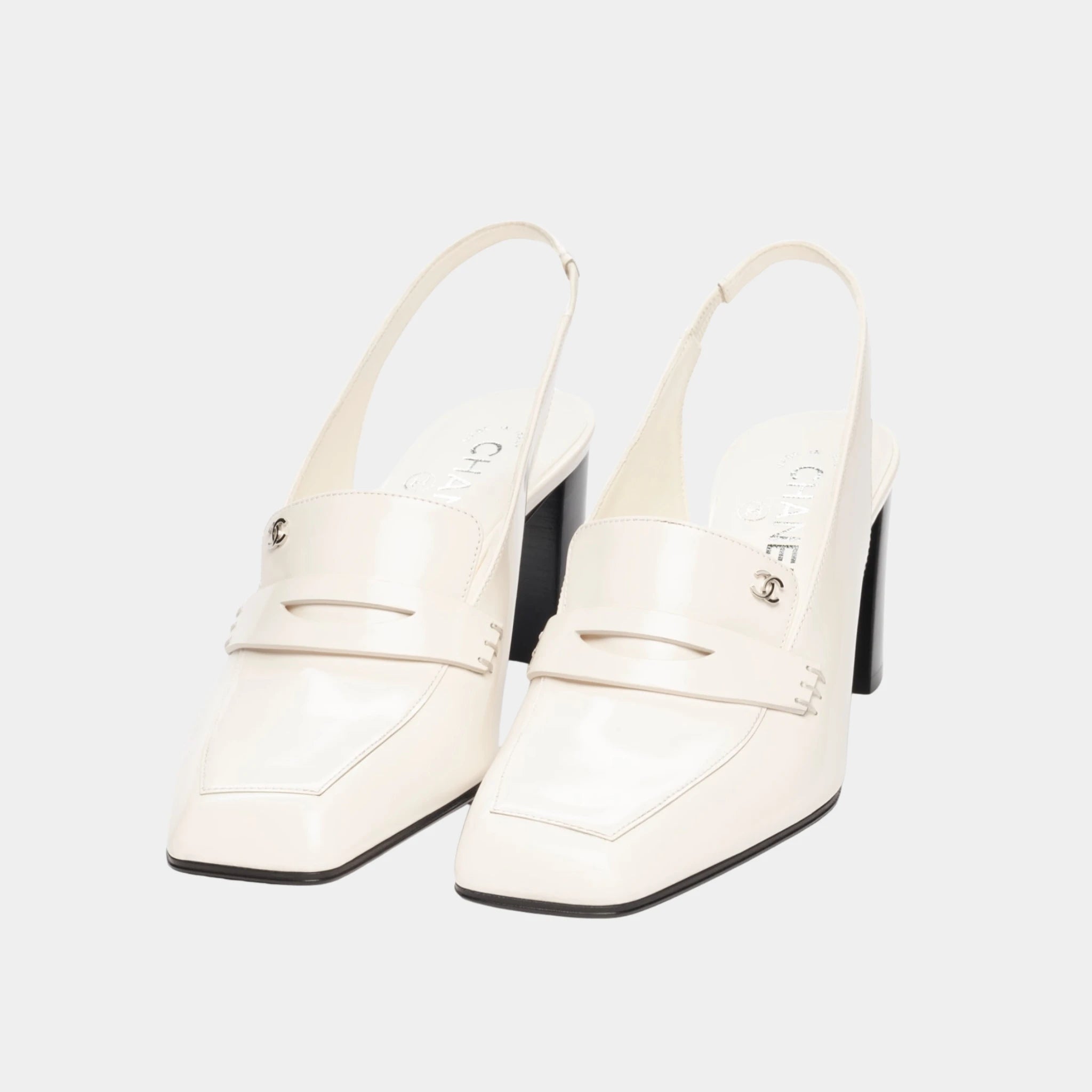 Chanel Heeled Slingbacks in Shiny Calfskin, White, Front