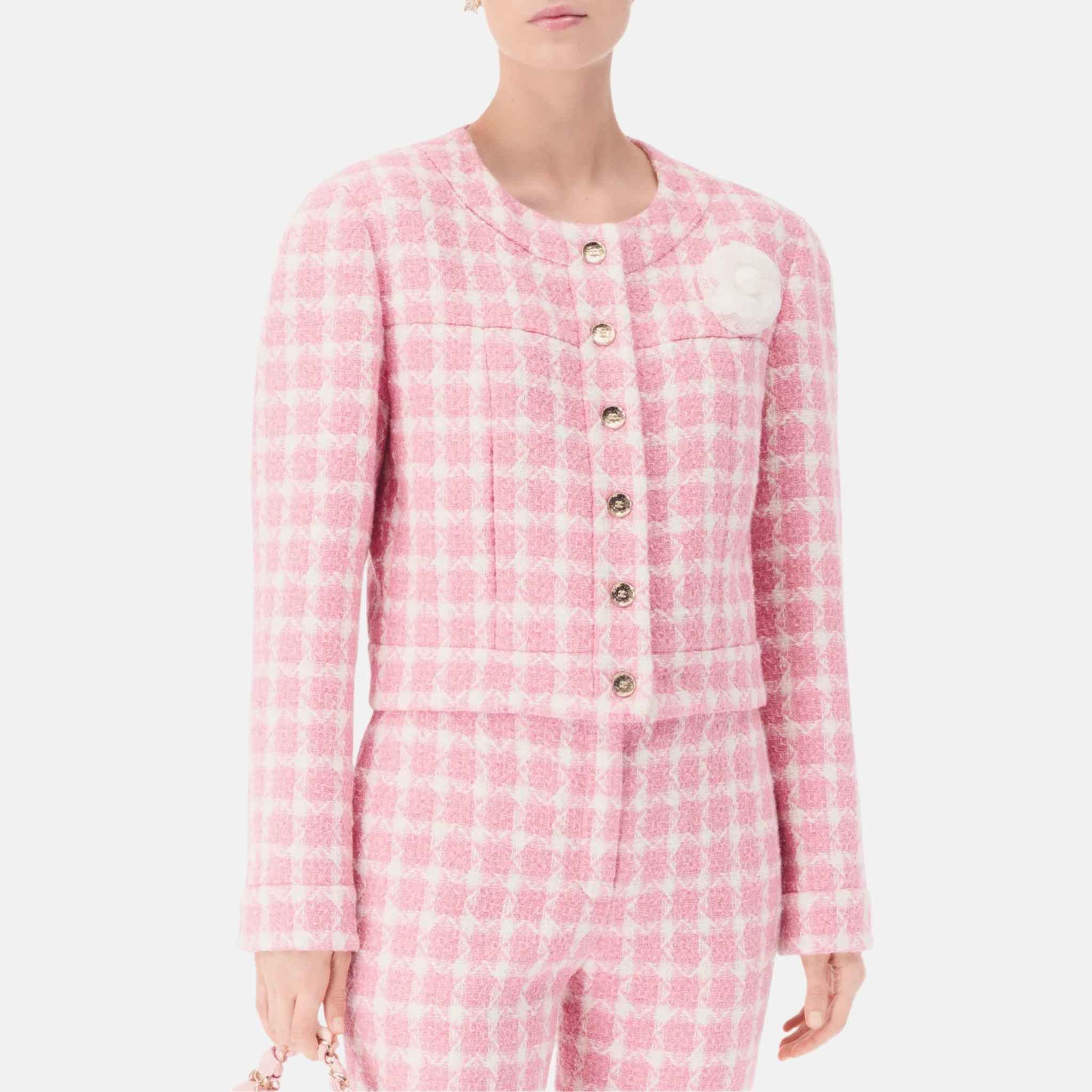 Chanel Jacket in Pink and Ecru Wool Tweed, Close