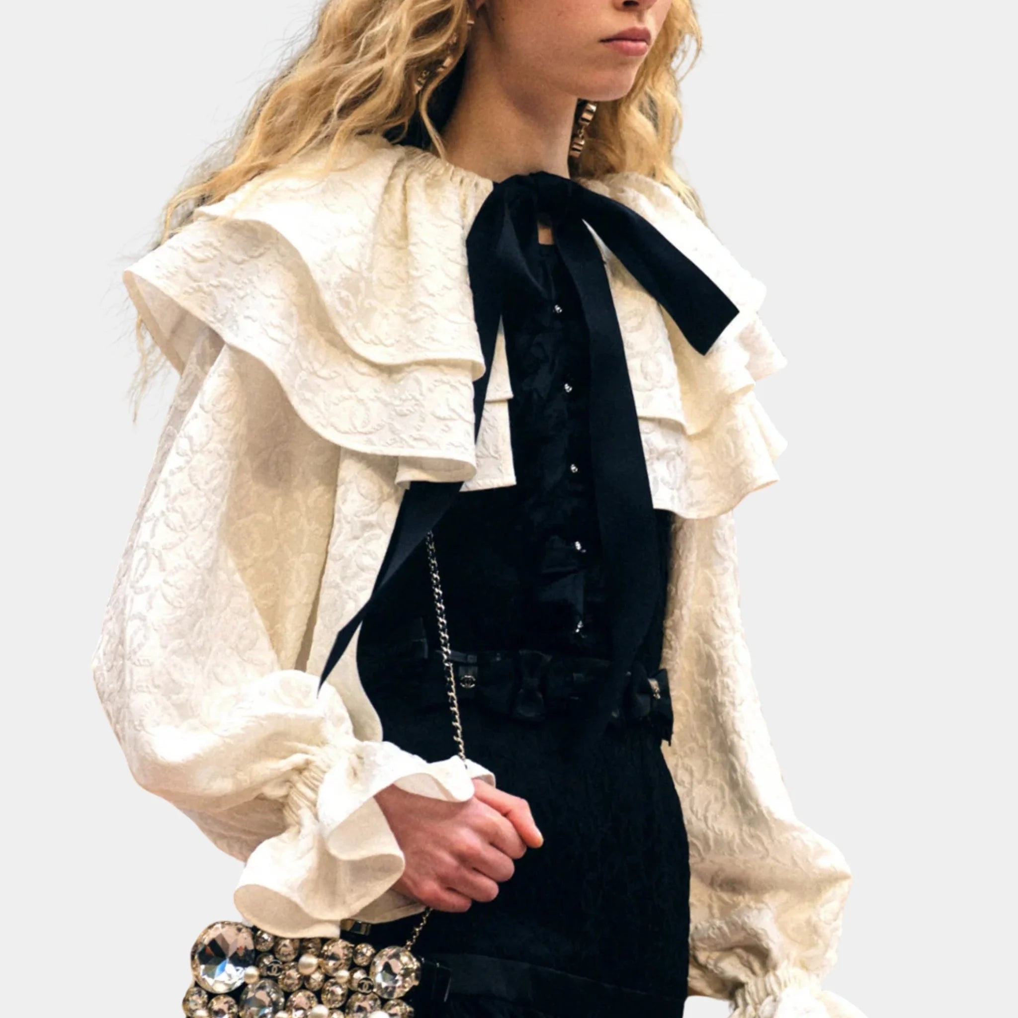 Chanel Jacket in Jacquard Silk Crepe, Black, Ecru, Front