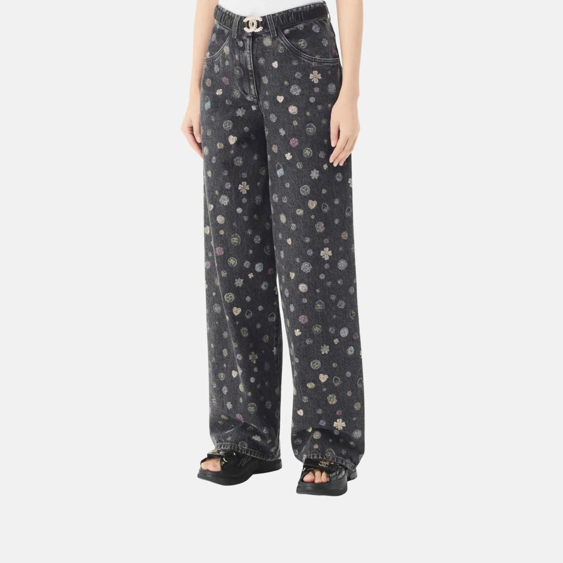 Chanel Jeans in Laminated Denim, Close