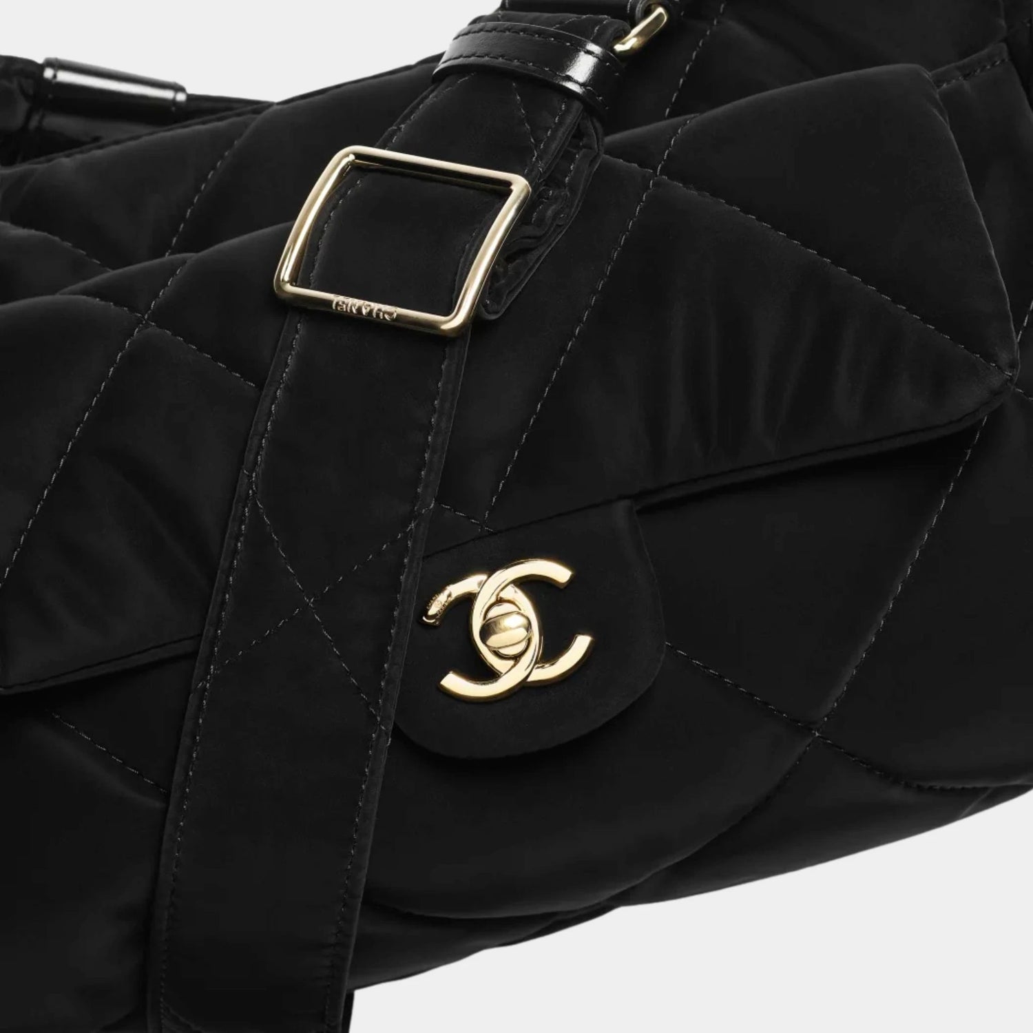 Large Bowling Bag Black Velvet Effect Nylon &amp; Gold Metal , Closeup