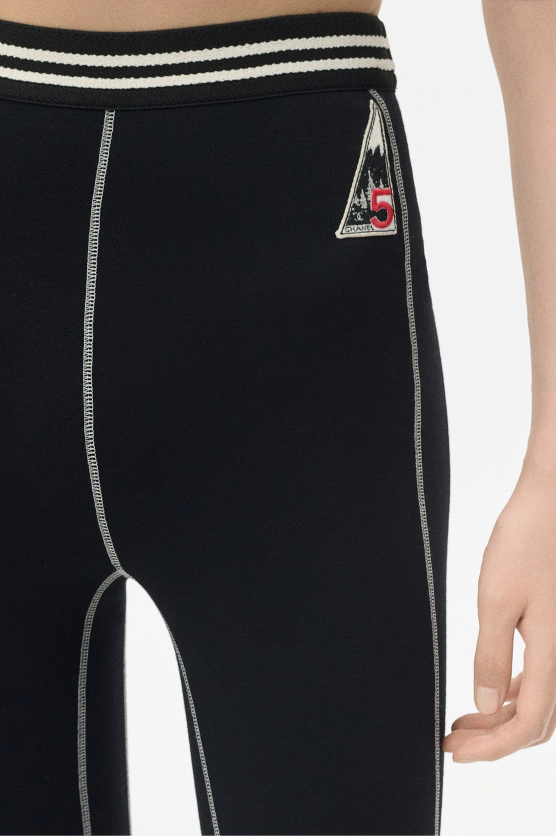 Chanel Leggings Wool & Cashmere in Black waistband and patch detail