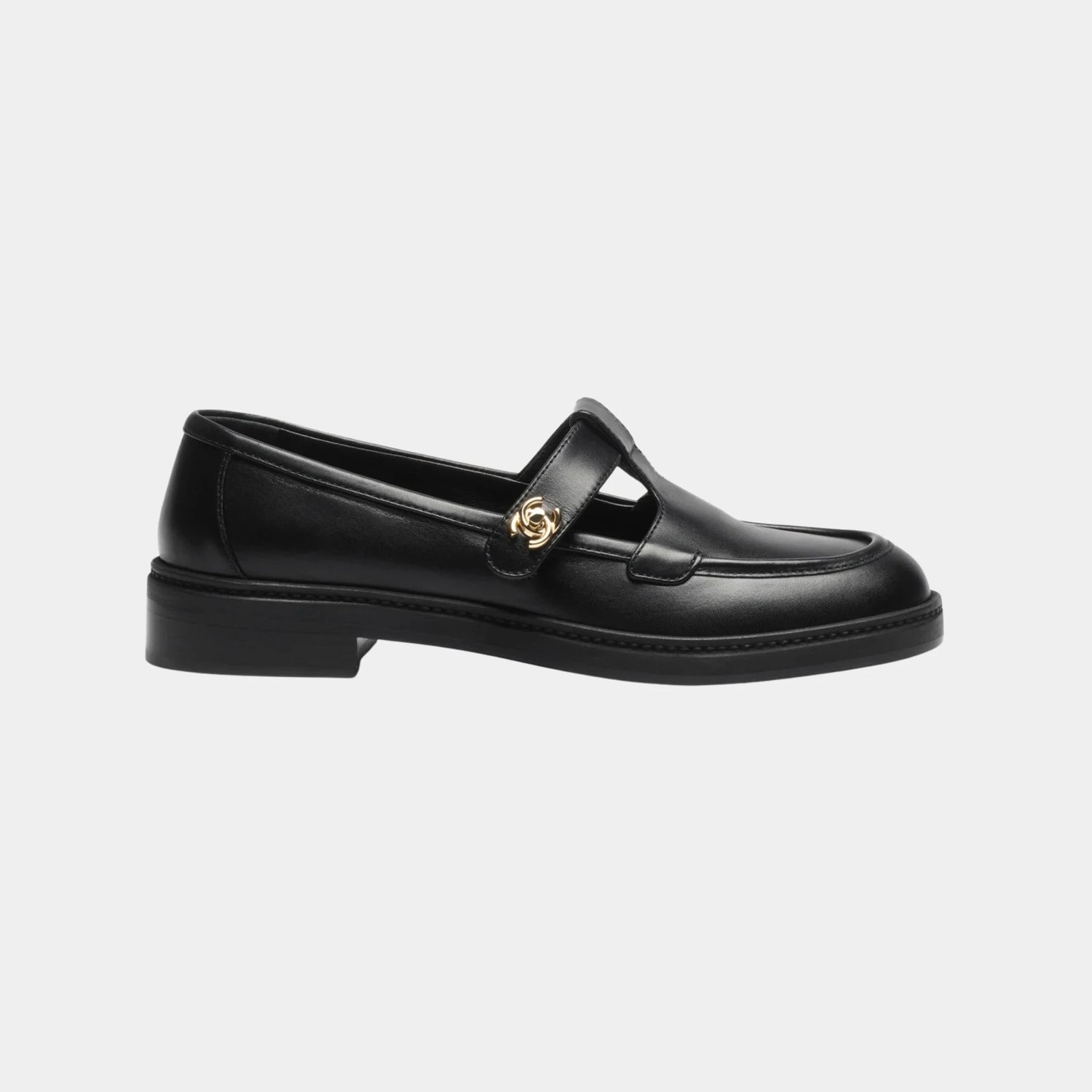 Chanel Loafers in Calfskin, Black, Side