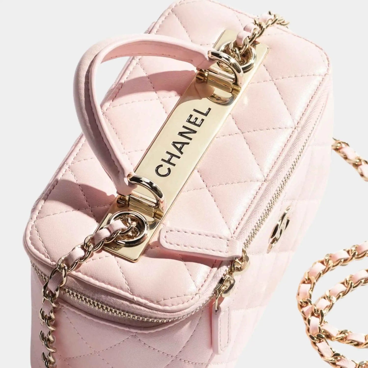 Chanel Long Vanity with Chain Lambskin Light Pink, Top