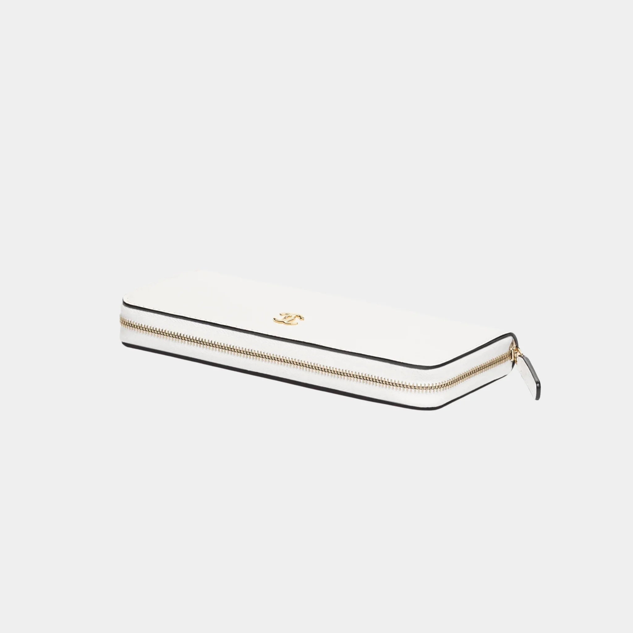 Chanel Long Zipped Wallet in White Black Grained Goatskin &amp; Gold Metal, Side
